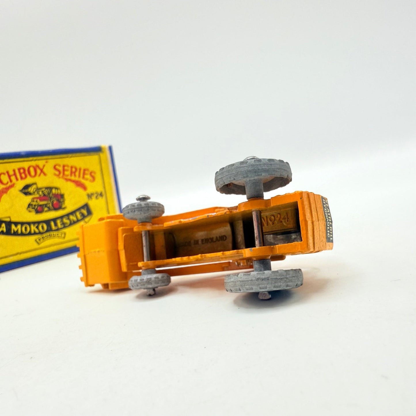 Matchbox Lesney 24a Weatherill Hydraulic Excavator MW - Magic Matchbox