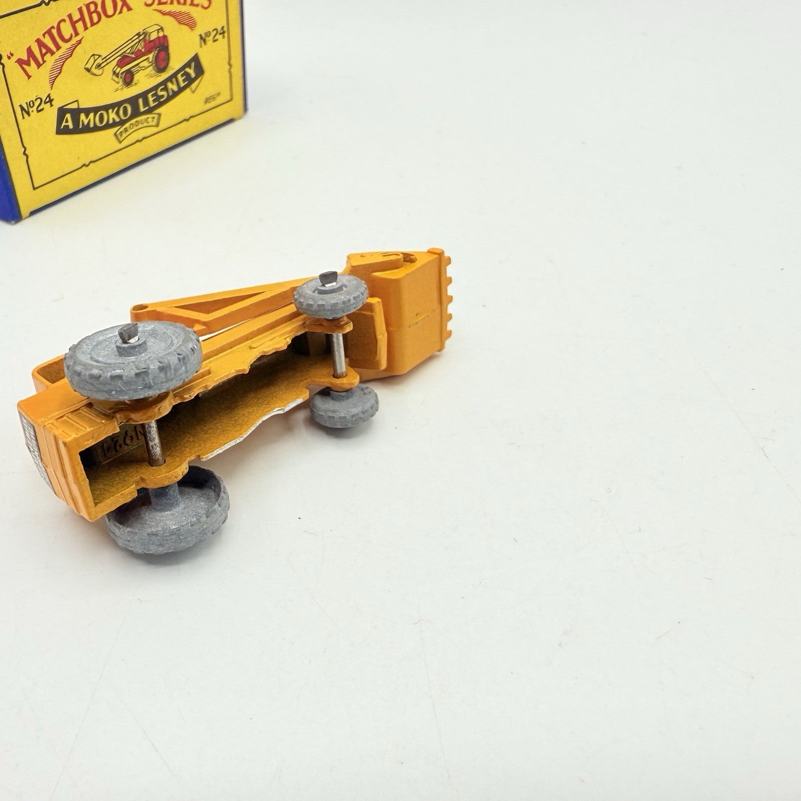 Matchbox Lesney 24a Weatherill Hydraulic Excavator & Original Box - Magic Matchbox