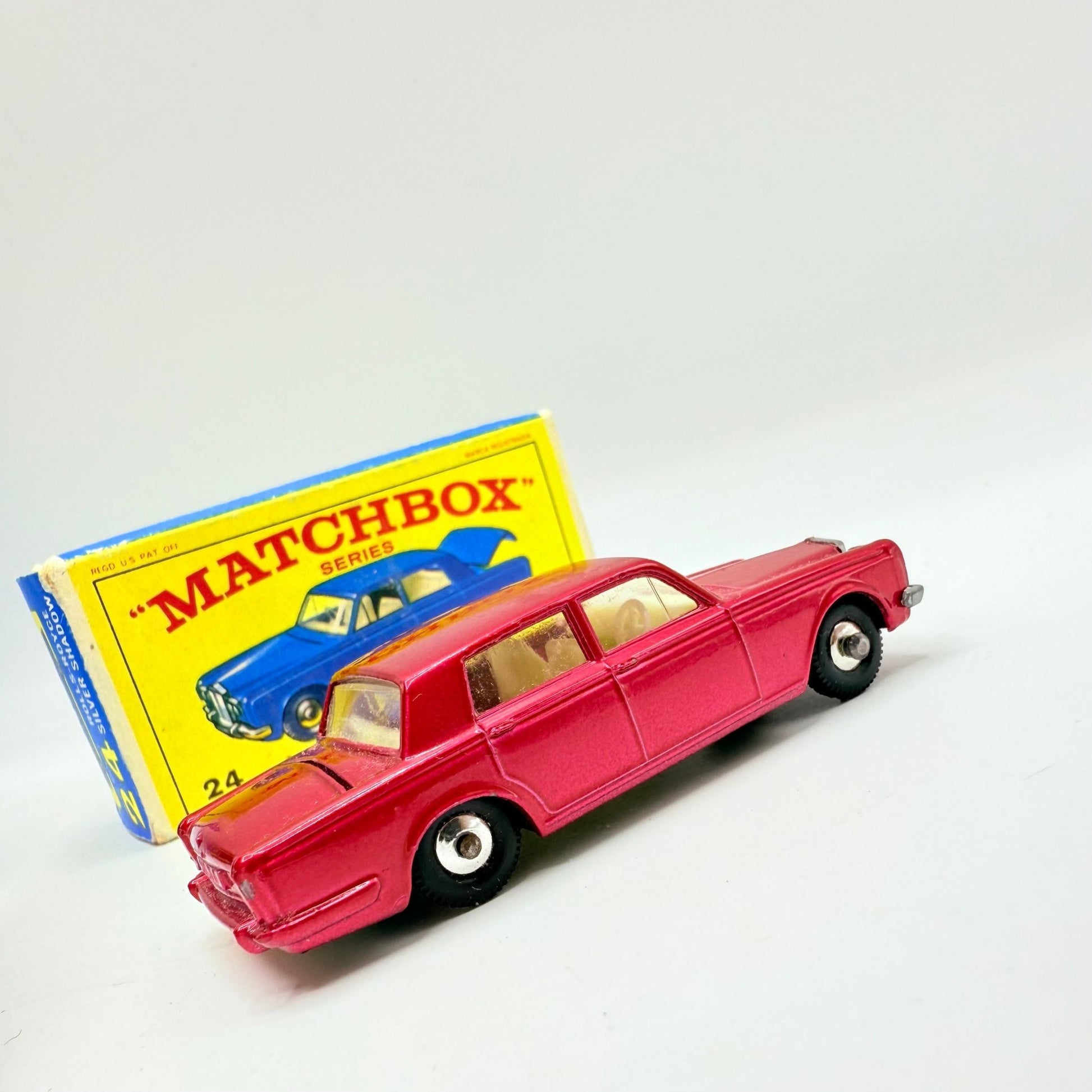 Matchbox Lesney 24c Rolls Royce Silver Shadow - Magic Matchbox