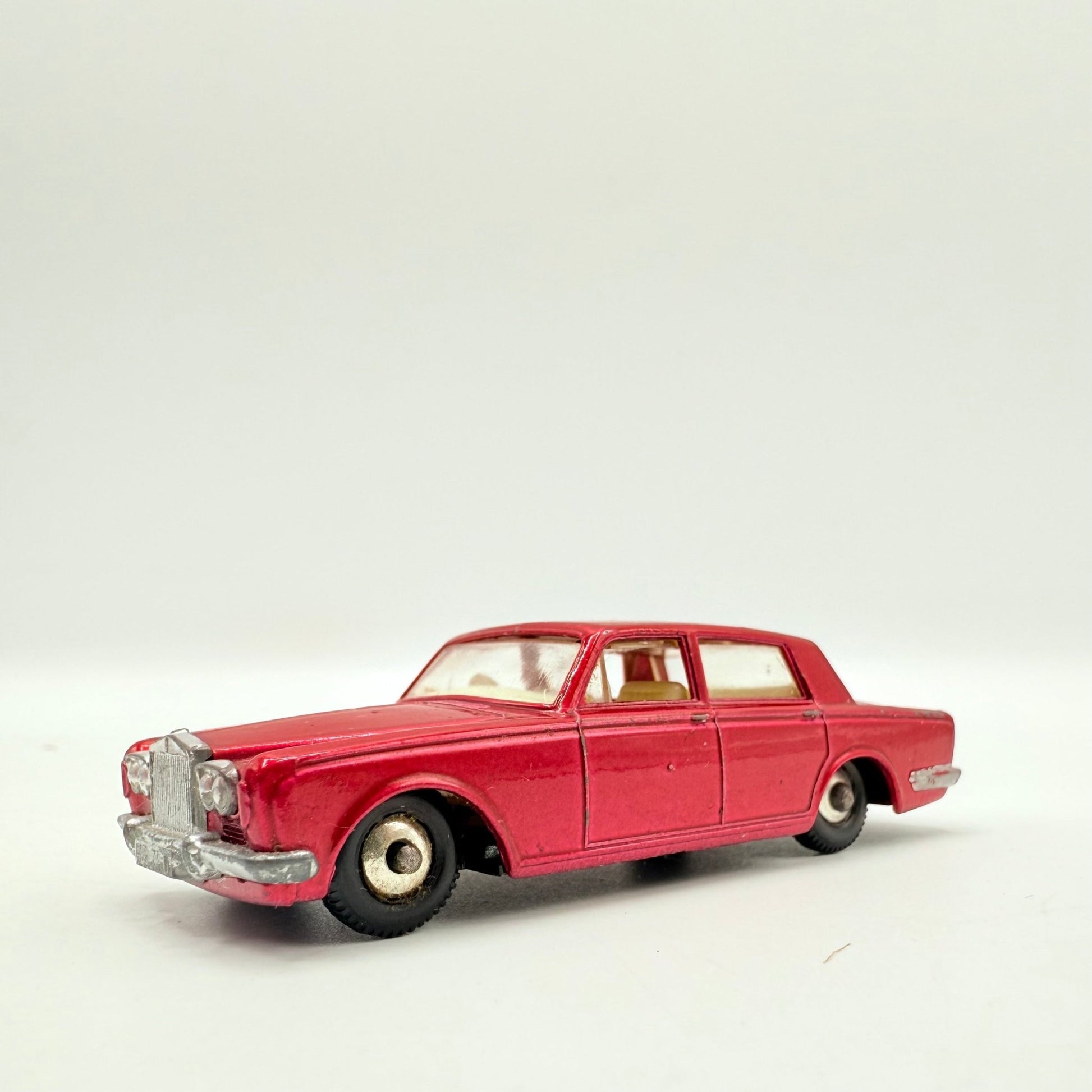 Matchbox Lesney 24c Rolls Royce Silver Shadow - Magic Matchbox