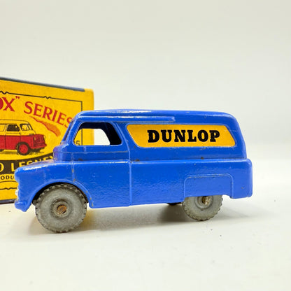 Matchbox Lesney 25a Bedford Dunlop Van MW - Magic Matchbox