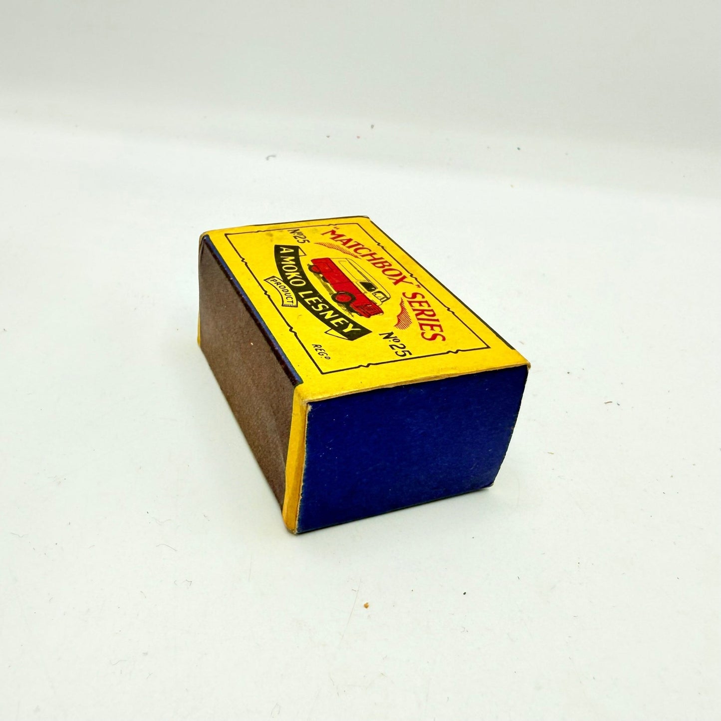 Matchbox Lesney 25a Bedford Dunlop Van MW - Magic Matchbox