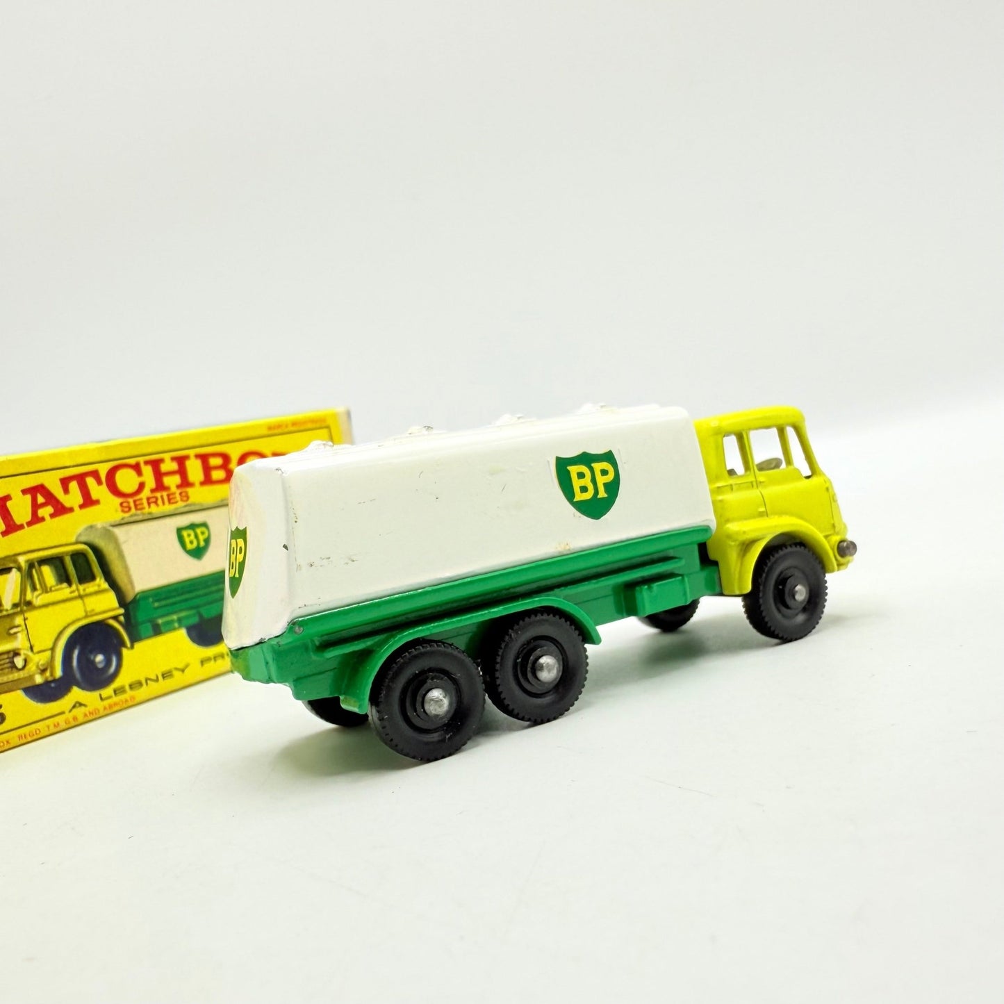 Matchbox Lesney 25c BP Tanker - Magic Matchbox