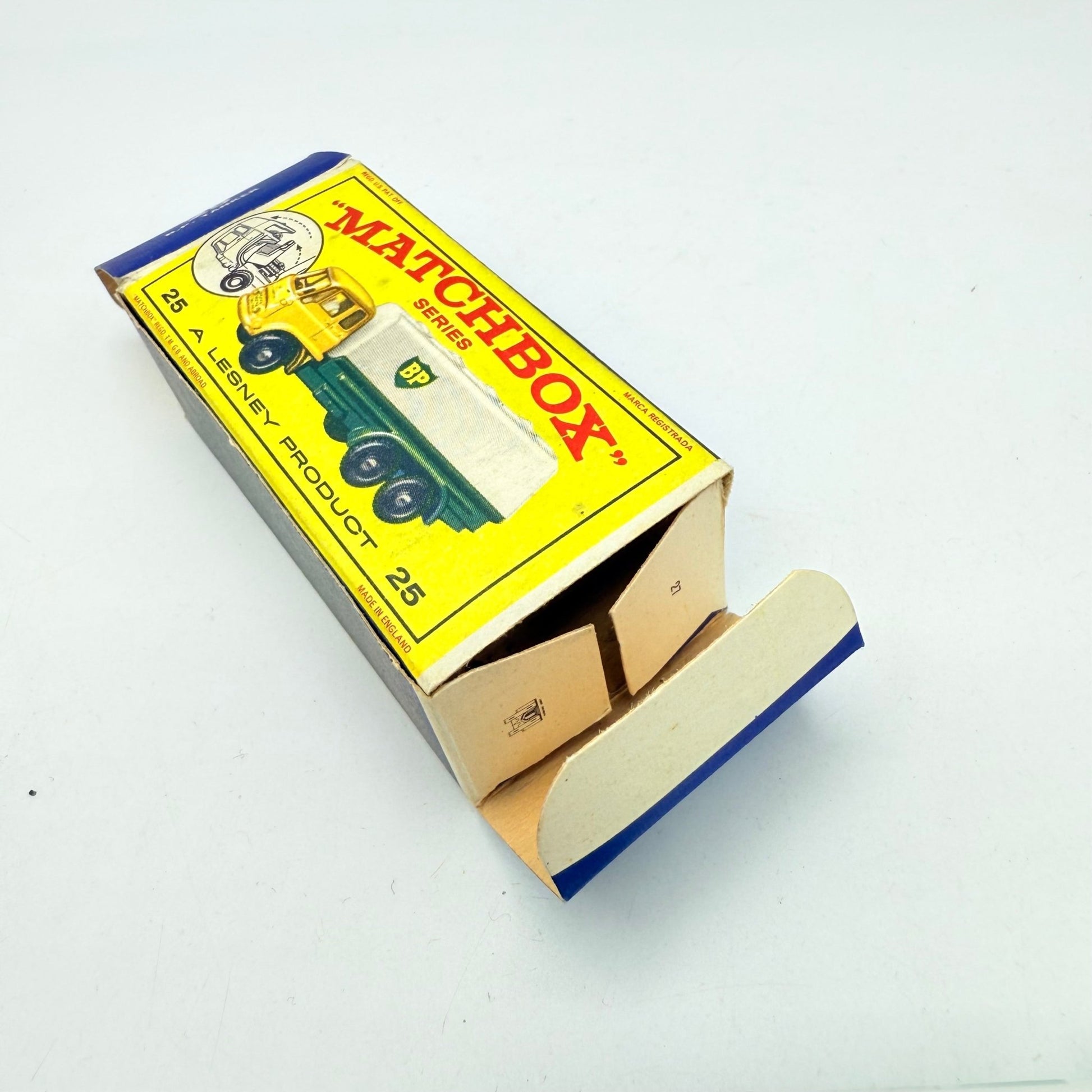 Matchbox Lesney 25c BP Tanker - Magic Matchbox