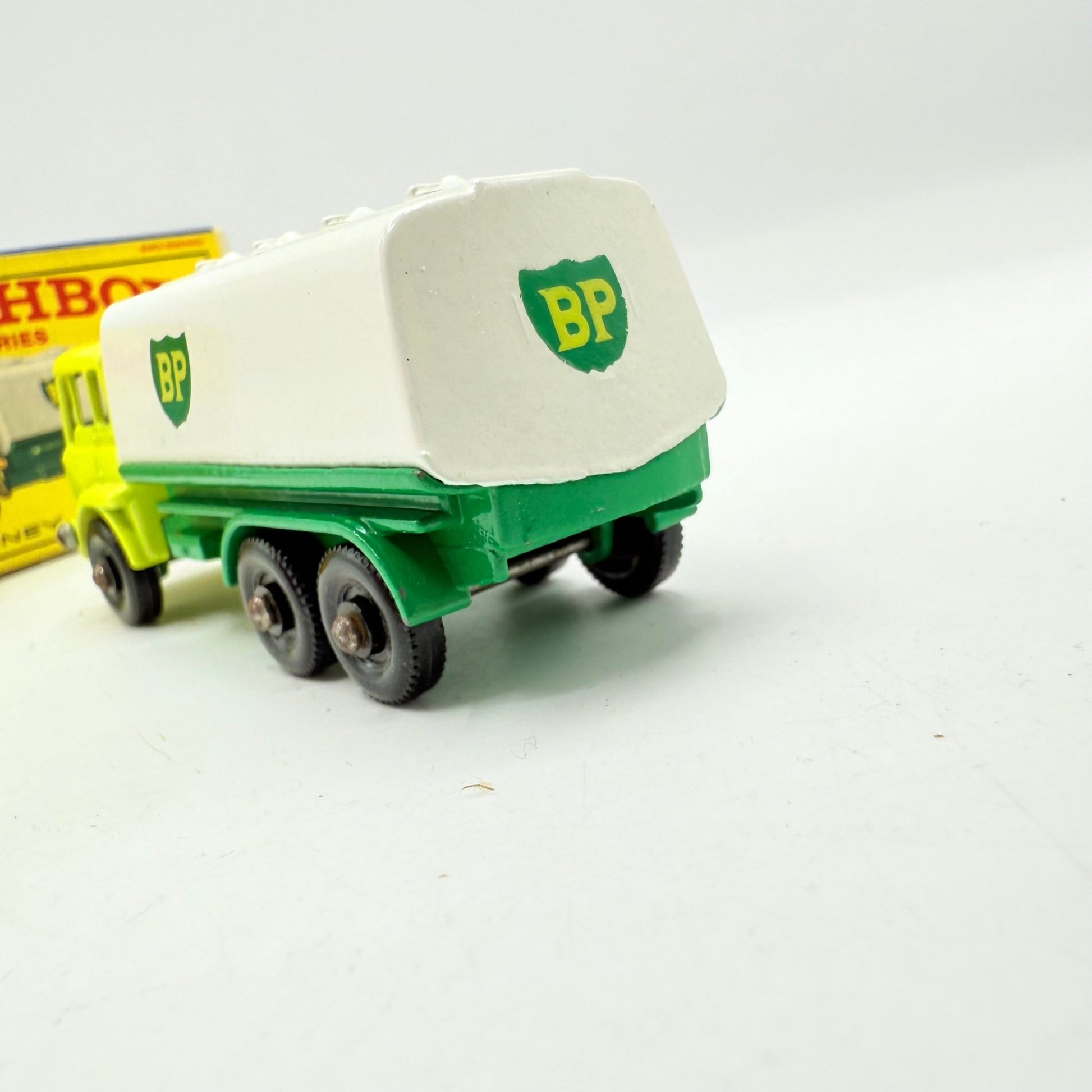 Matchbox Lesney 25c BP Tanker - Magic Matchbox