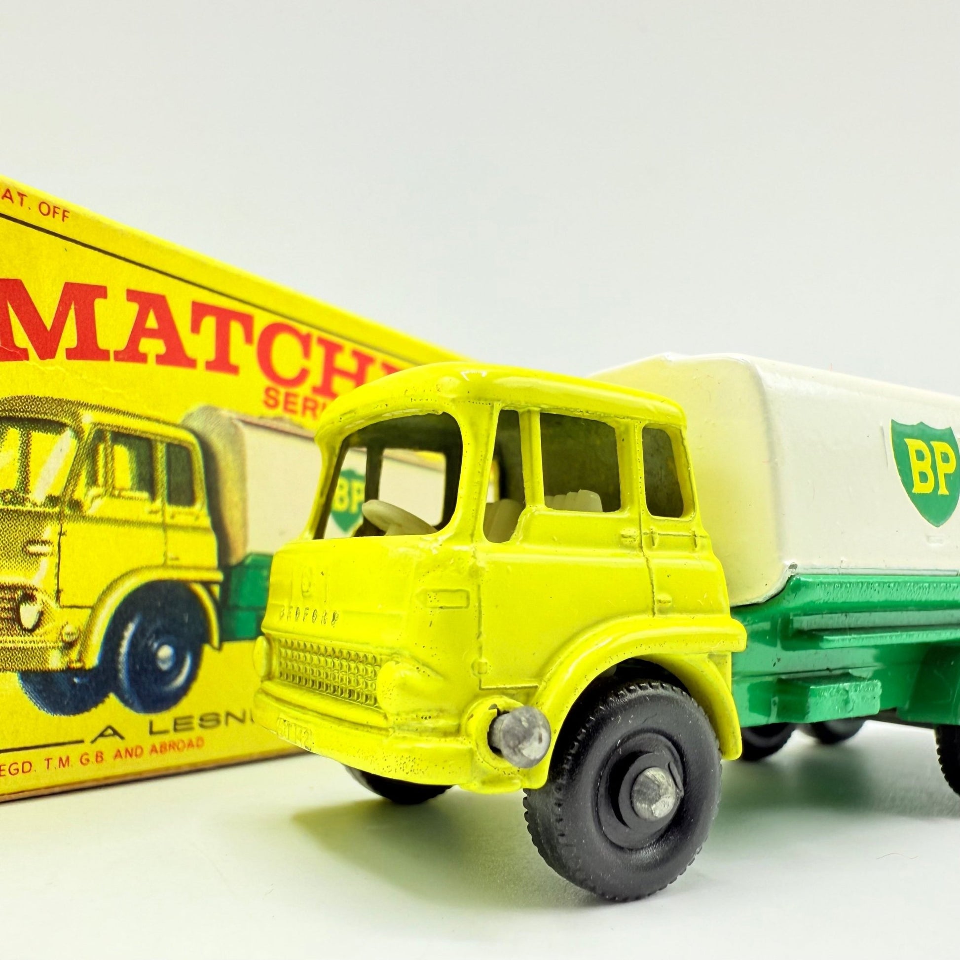 Matchbox Lesney 25c BP Tanker - Magic Matchbox