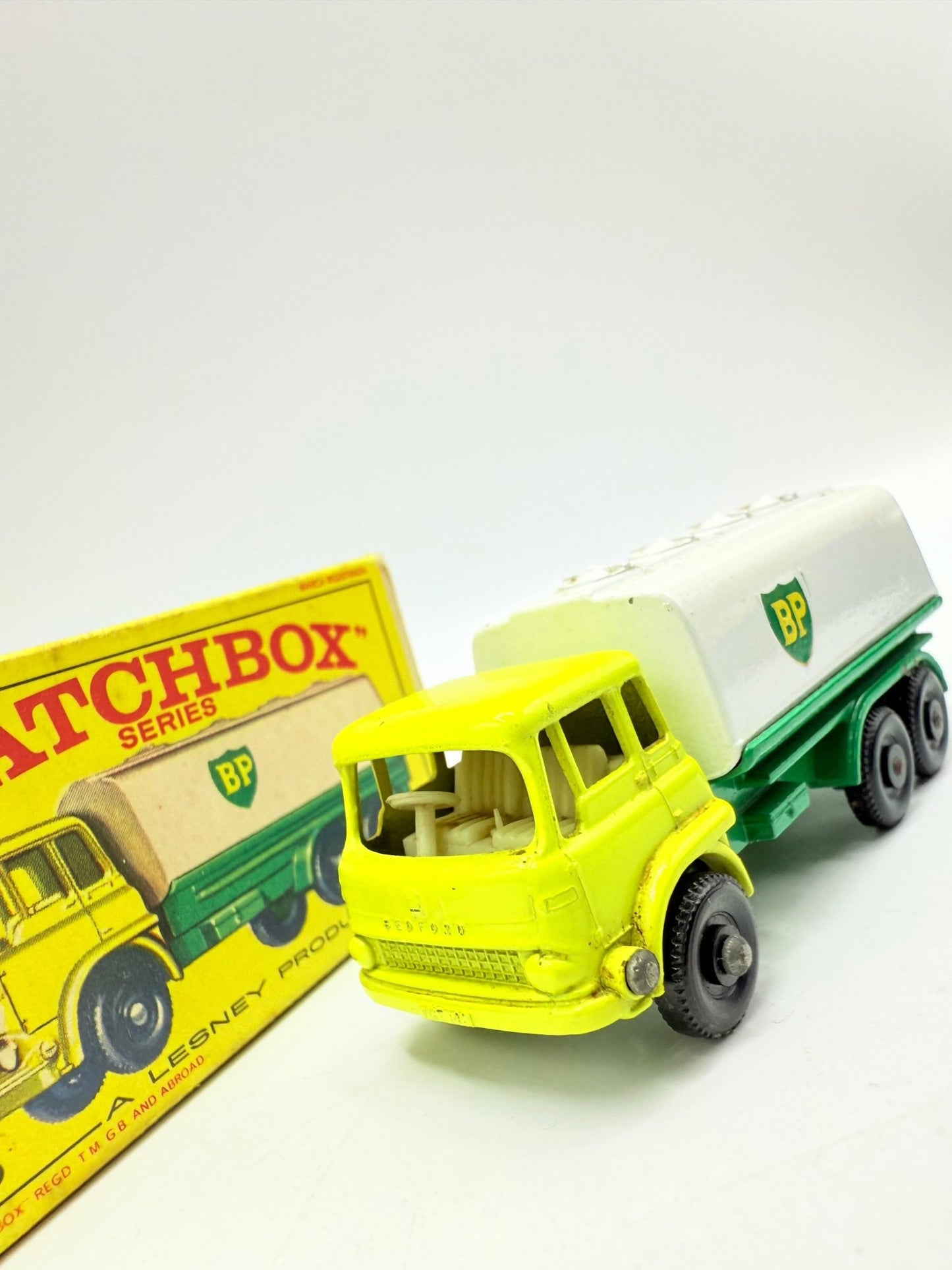 Matchbox Lesney 25c BP Tanker with decals - Magic Matchbox