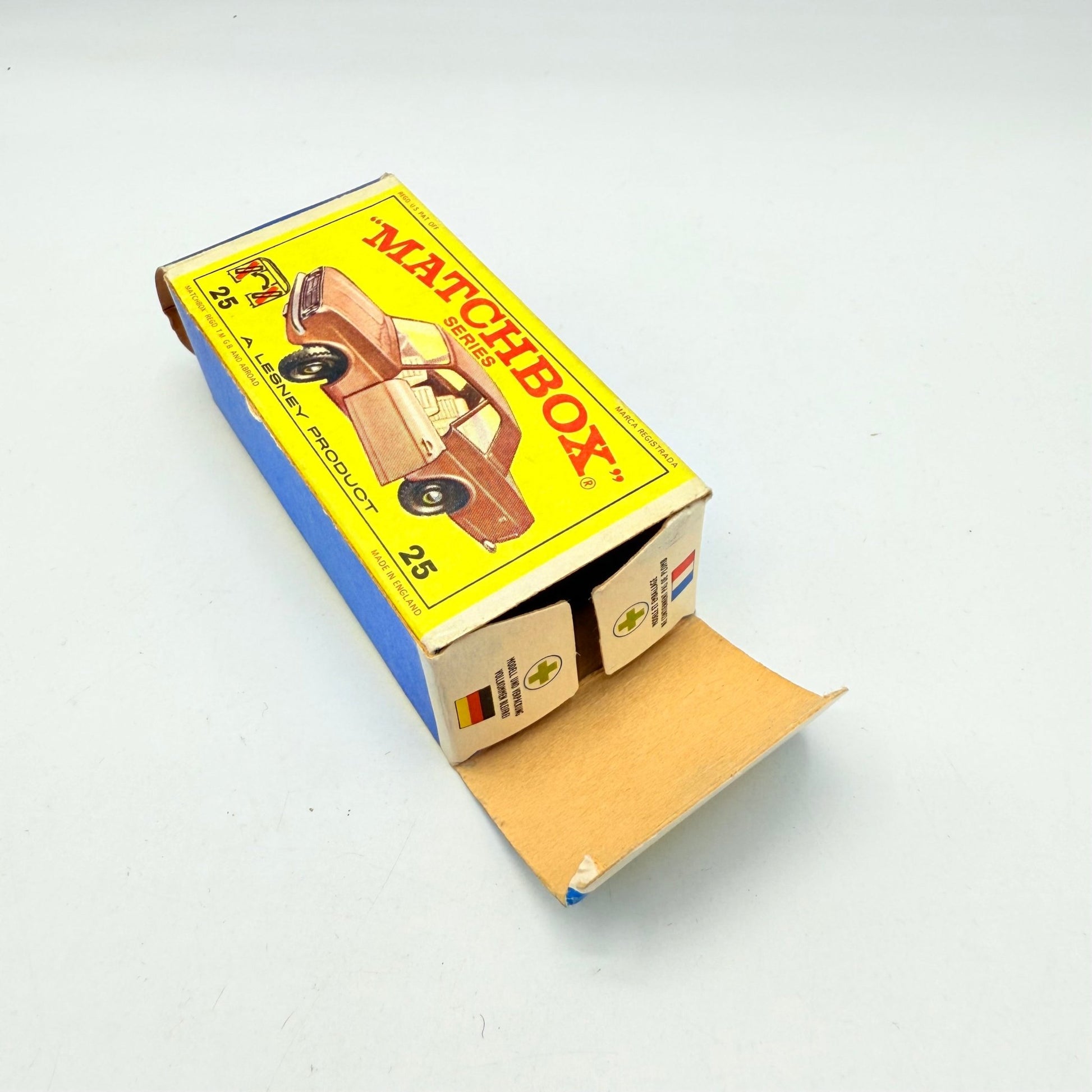 Matchbox Lesney 25d Ford Cortina MK II - Magic Matchbox