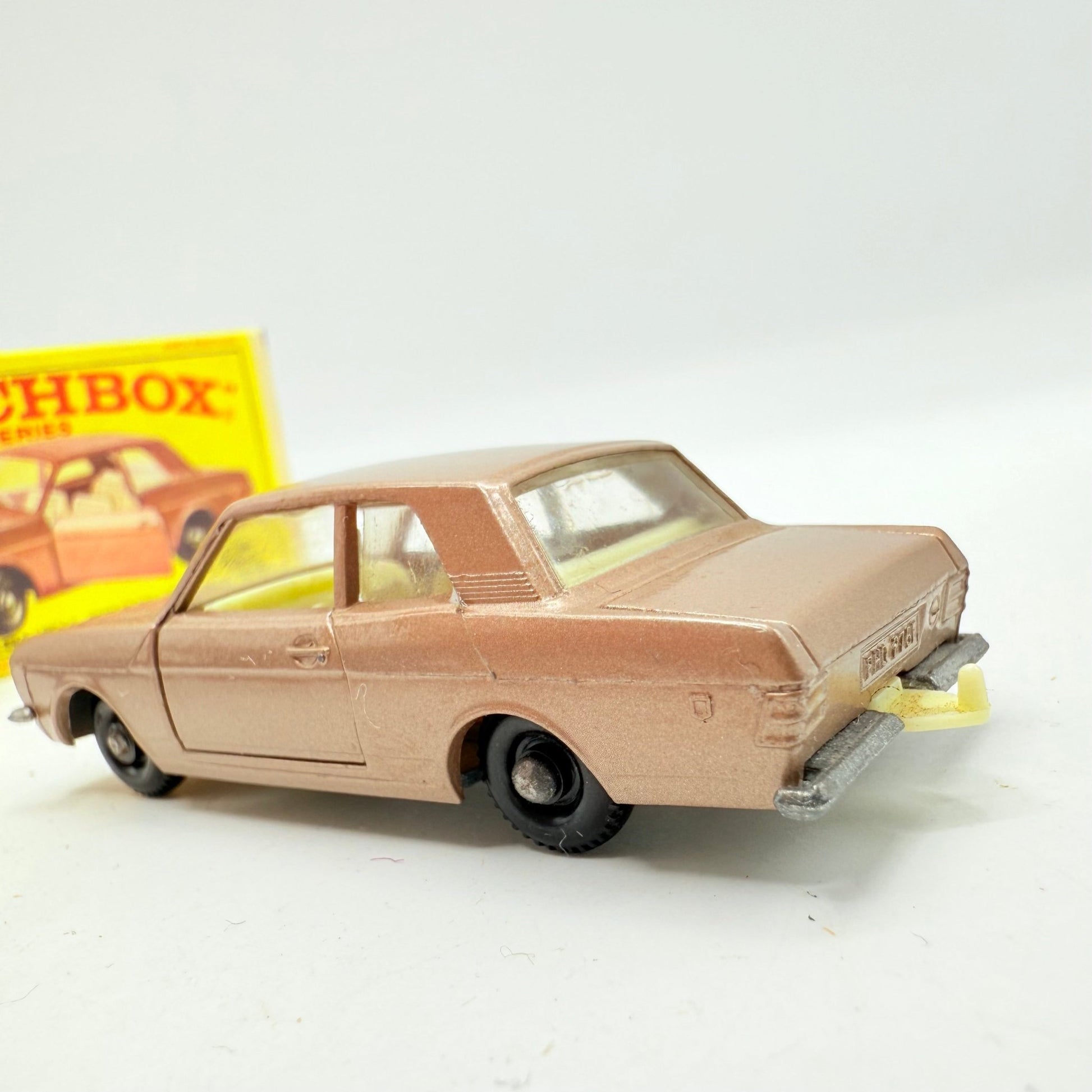 Matchbox Lesney 25d Ford Cortina MK II - Magic Matchbox