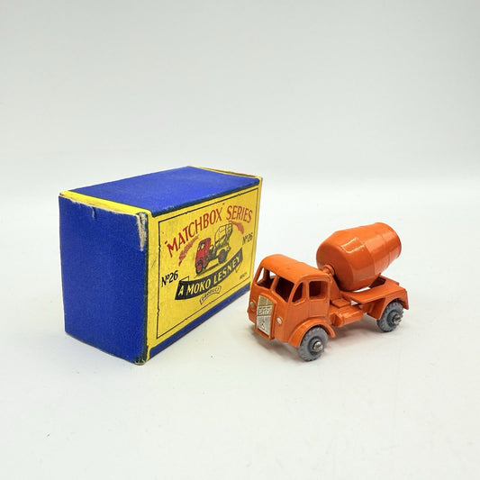 Matchbox Lesney 26a ERF Cement Mixer GPW - Magic Matchbox