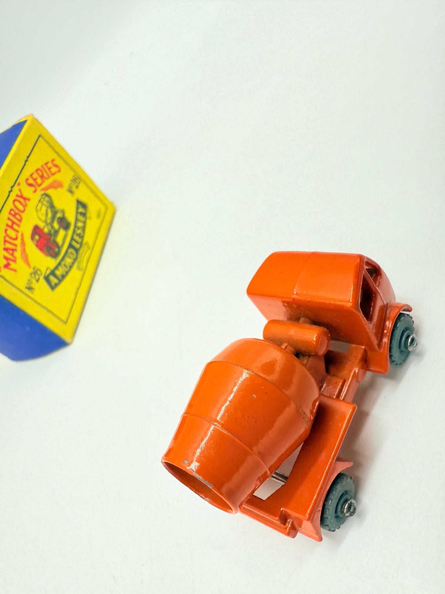 Matchbox Lesney 26a ERF Cement Mixer MW - Magic Matchbox