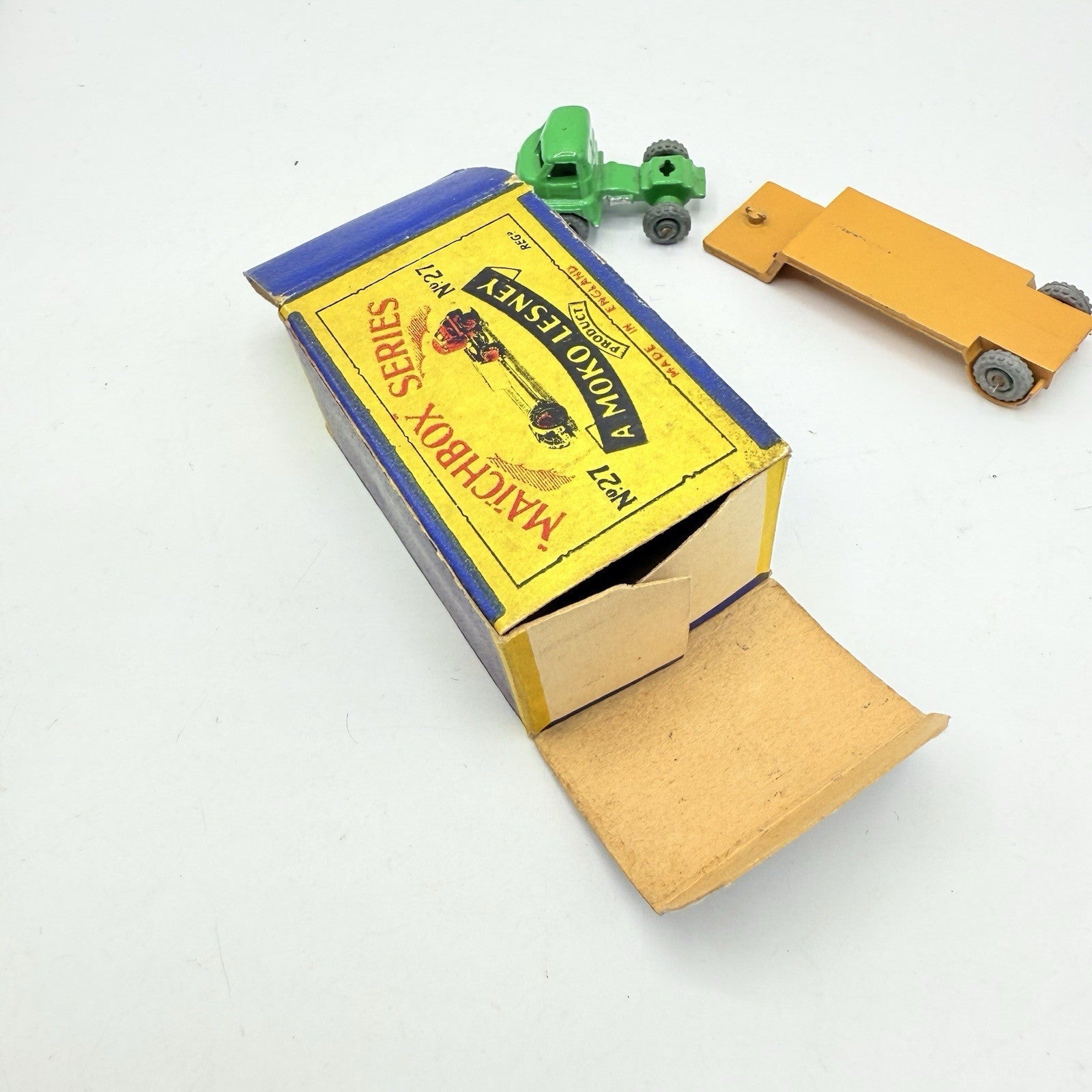 Matchbox Lesney 27a Bedford Low Loader MW - Magic Matchbox