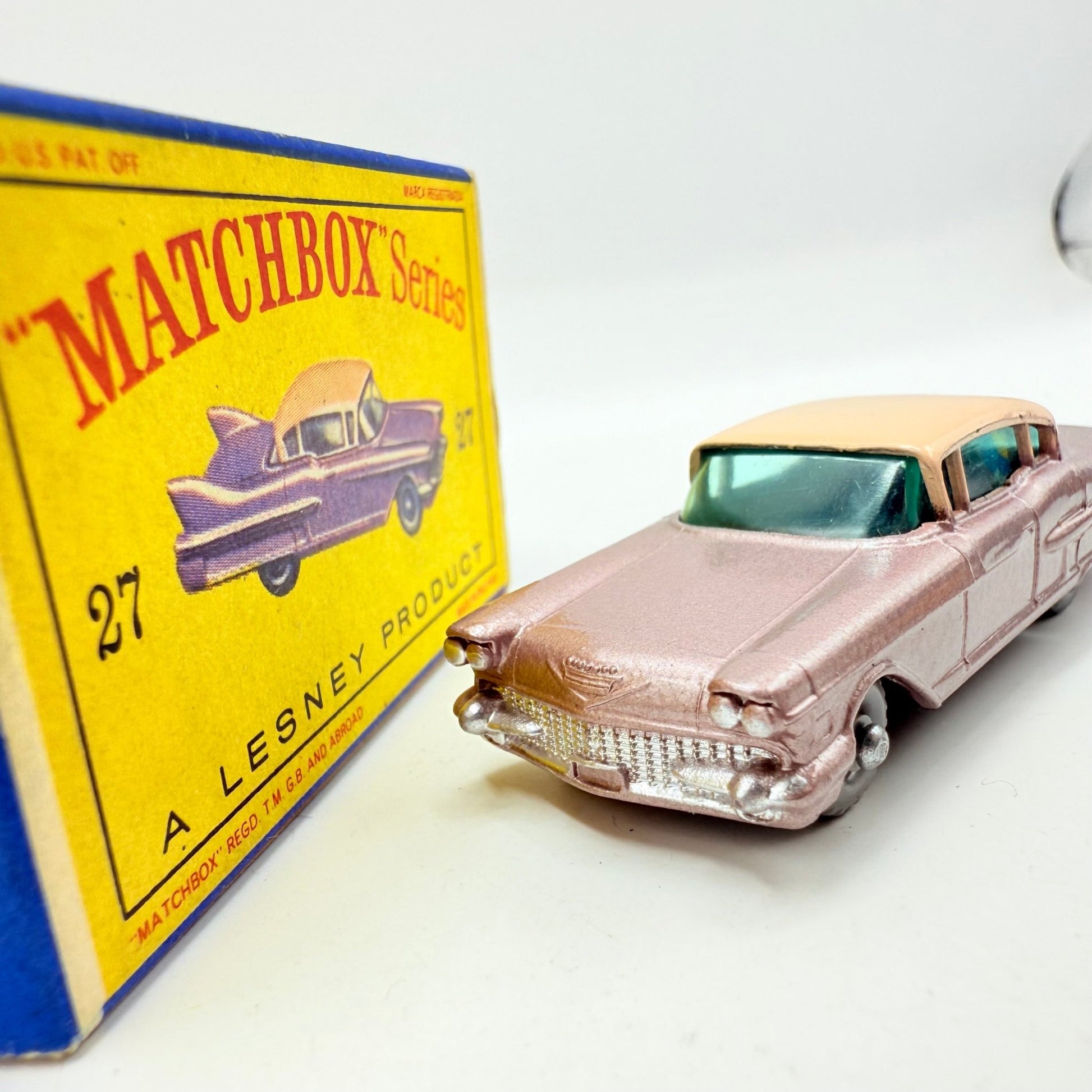Matchbox Lesney 27c Cadillac Sixty Special GPW Black Base - Magic Matchbox