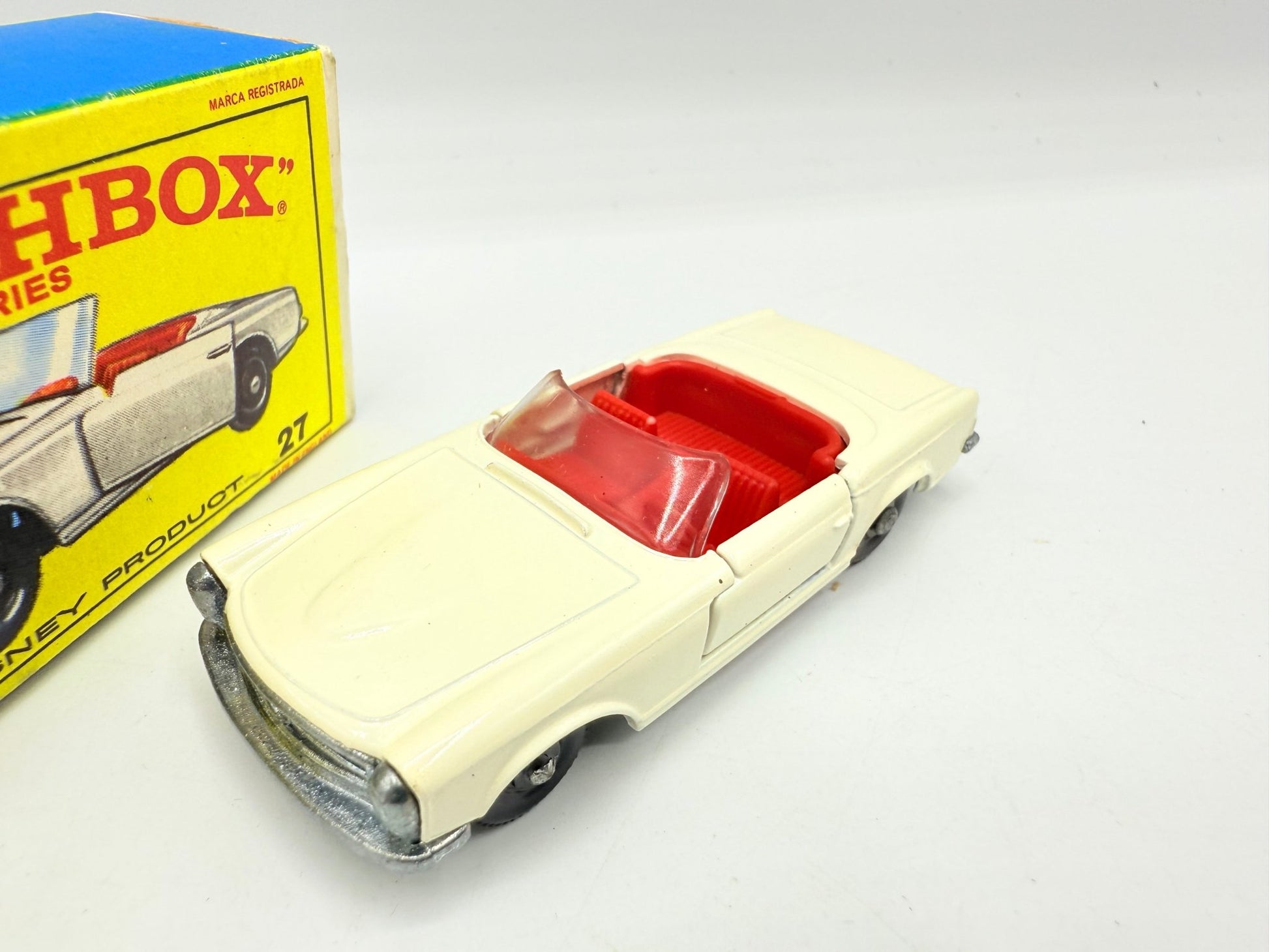Matchbox Lesney 27d Mercedes - Benz 230SL - Magic Matchbox