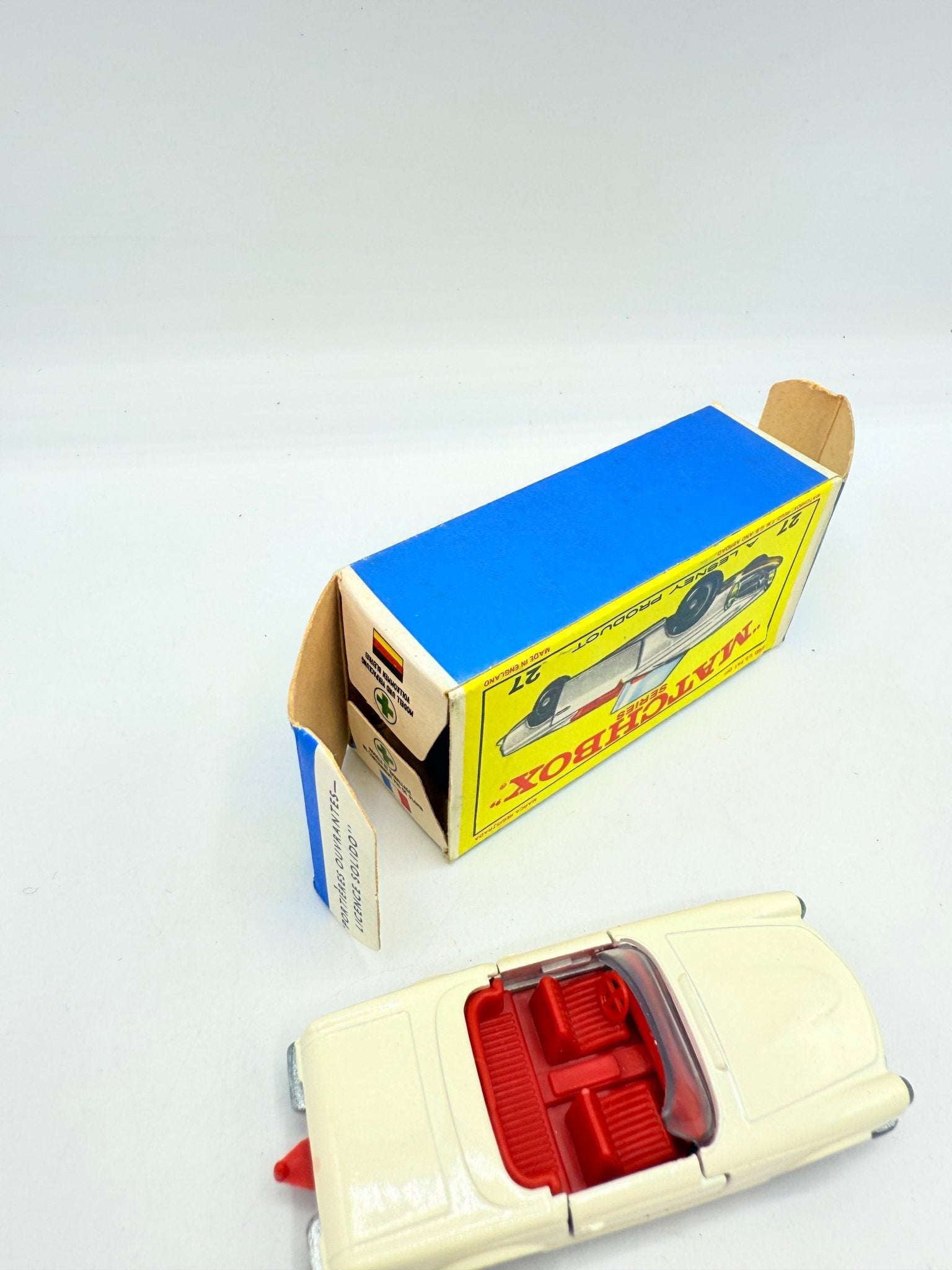 Matchbox Lesney 27d Mercedes - Benz 230SL - Magic Matchbox
