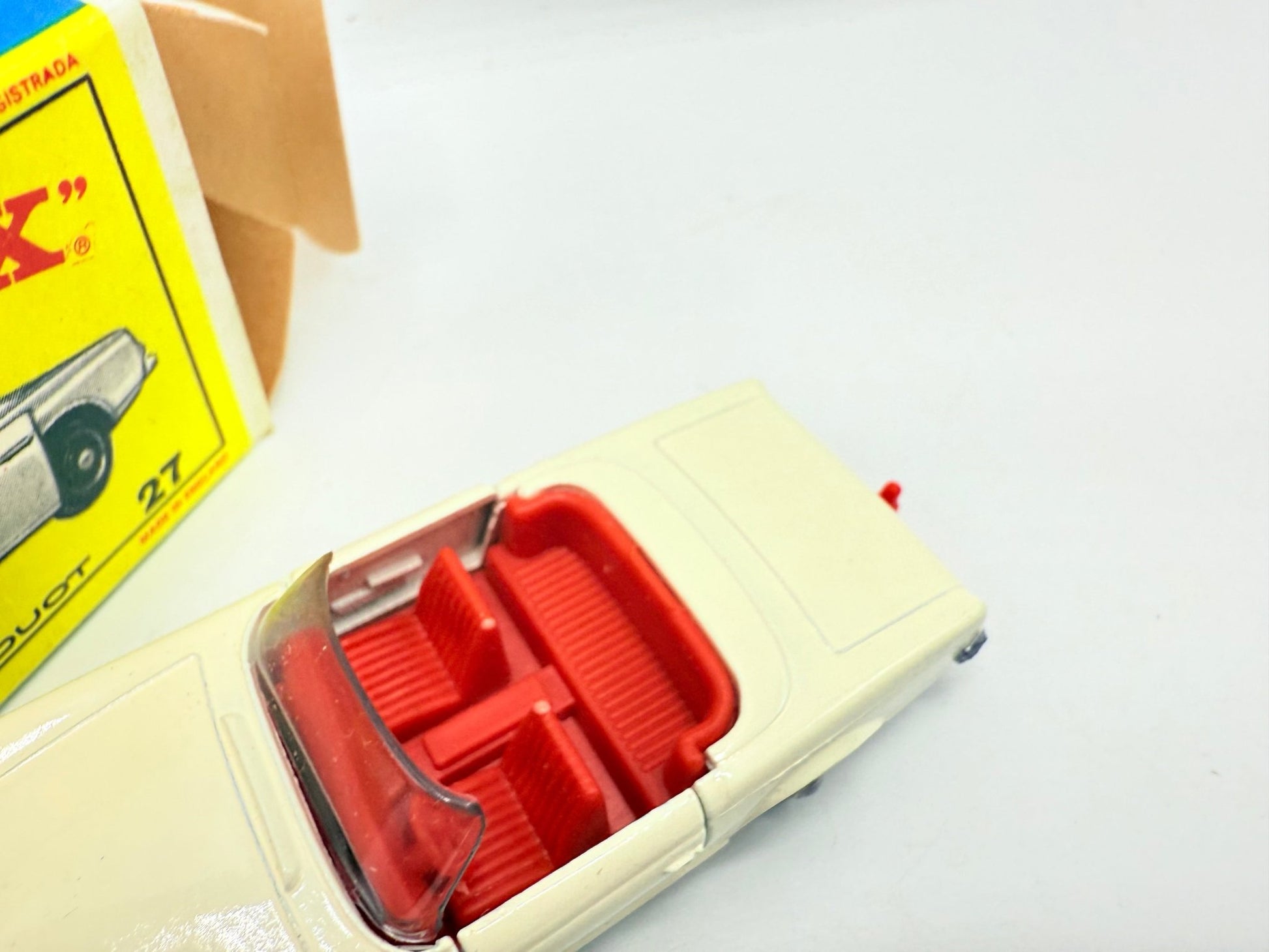 Matchbox Lesney 27d Mercedes - Benz 230SL - Magic Matchbox
