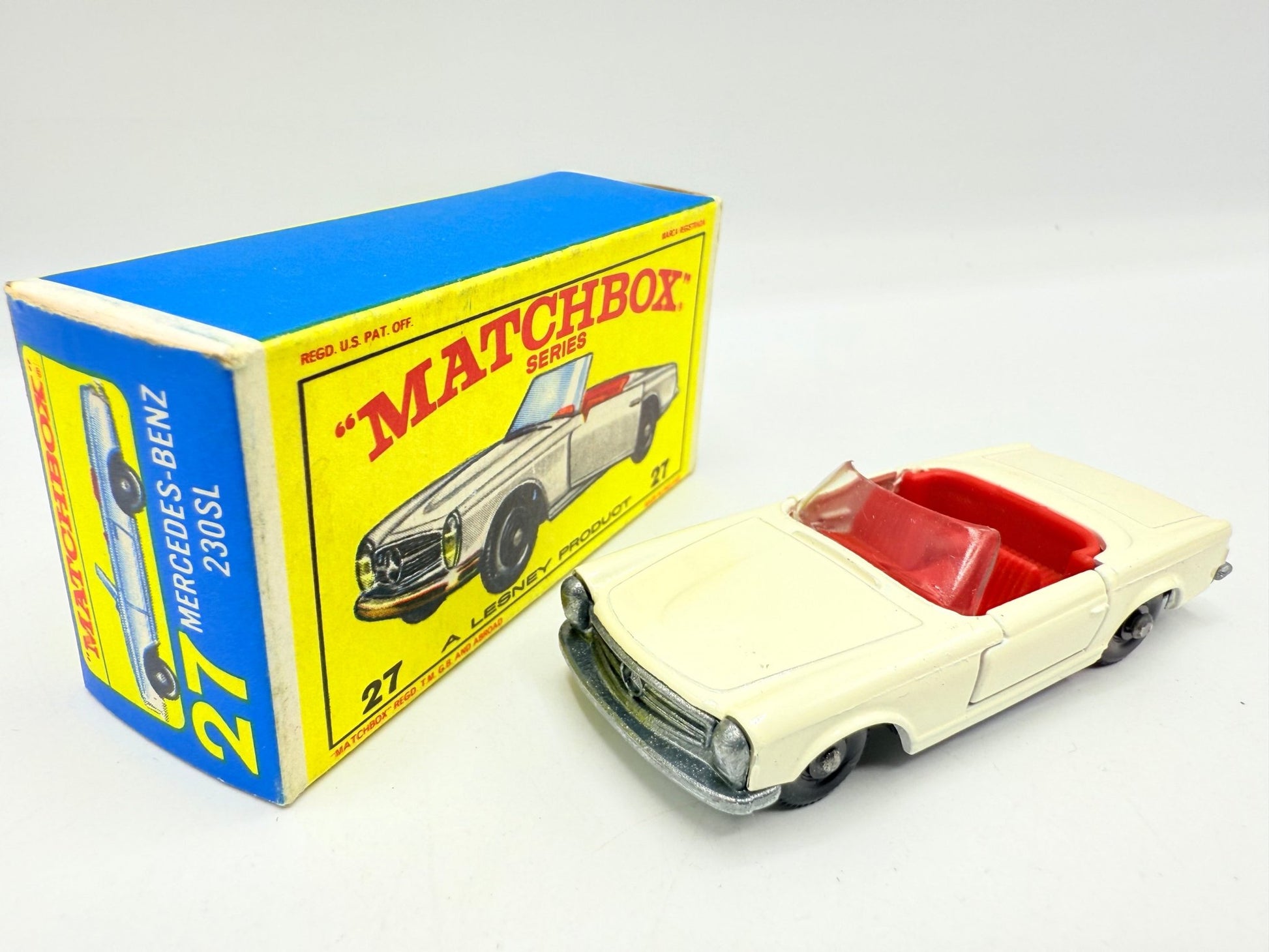 Matchbox Lesney 27d Mercedes - Benz 230SL - Magic Matchbox