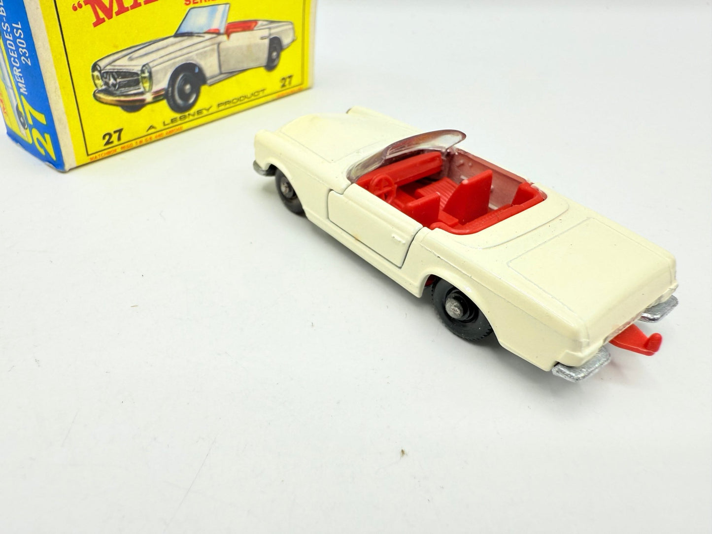 Matchbox Lesney 27d Mercedes - Benz 230SL - Magic Matchbox