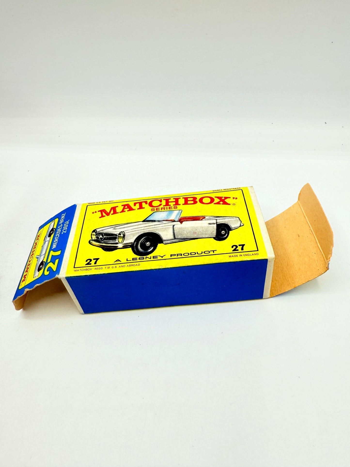 Matchbox Lesney 27d Mercedes Benz 230SL - Magic Matchbox