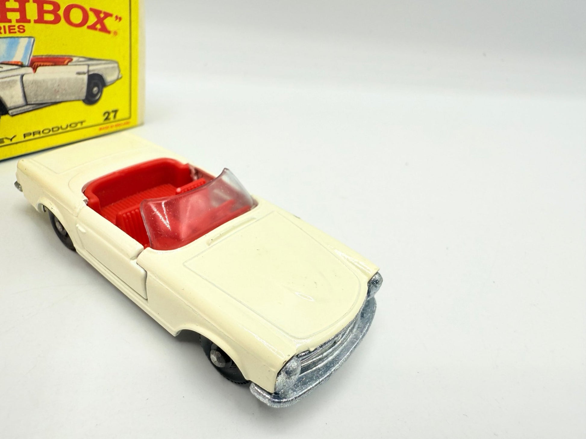 Matchbox Lesney 27d Mercedes - Benz 230SL - Magic Matchbox