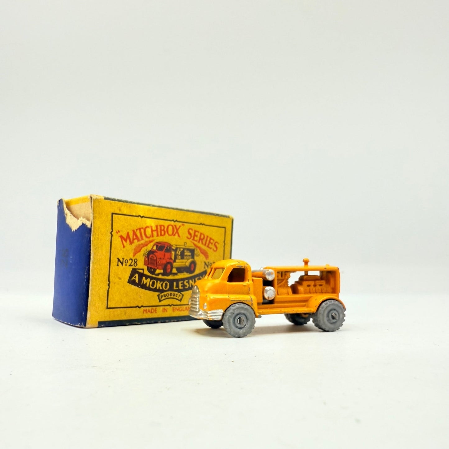 Matchbox Lesney 28a Bedford Compressor Truck MW - Magic Matchbox