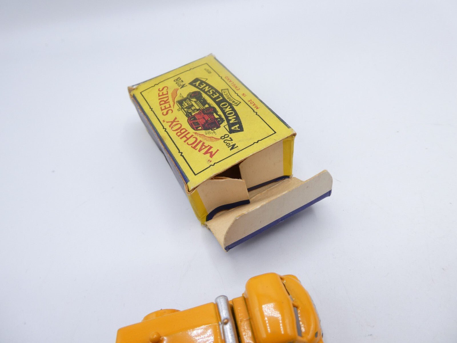 Matchbox Lesney 28a Bedford Compressor Truck MW - Magic Matchbox