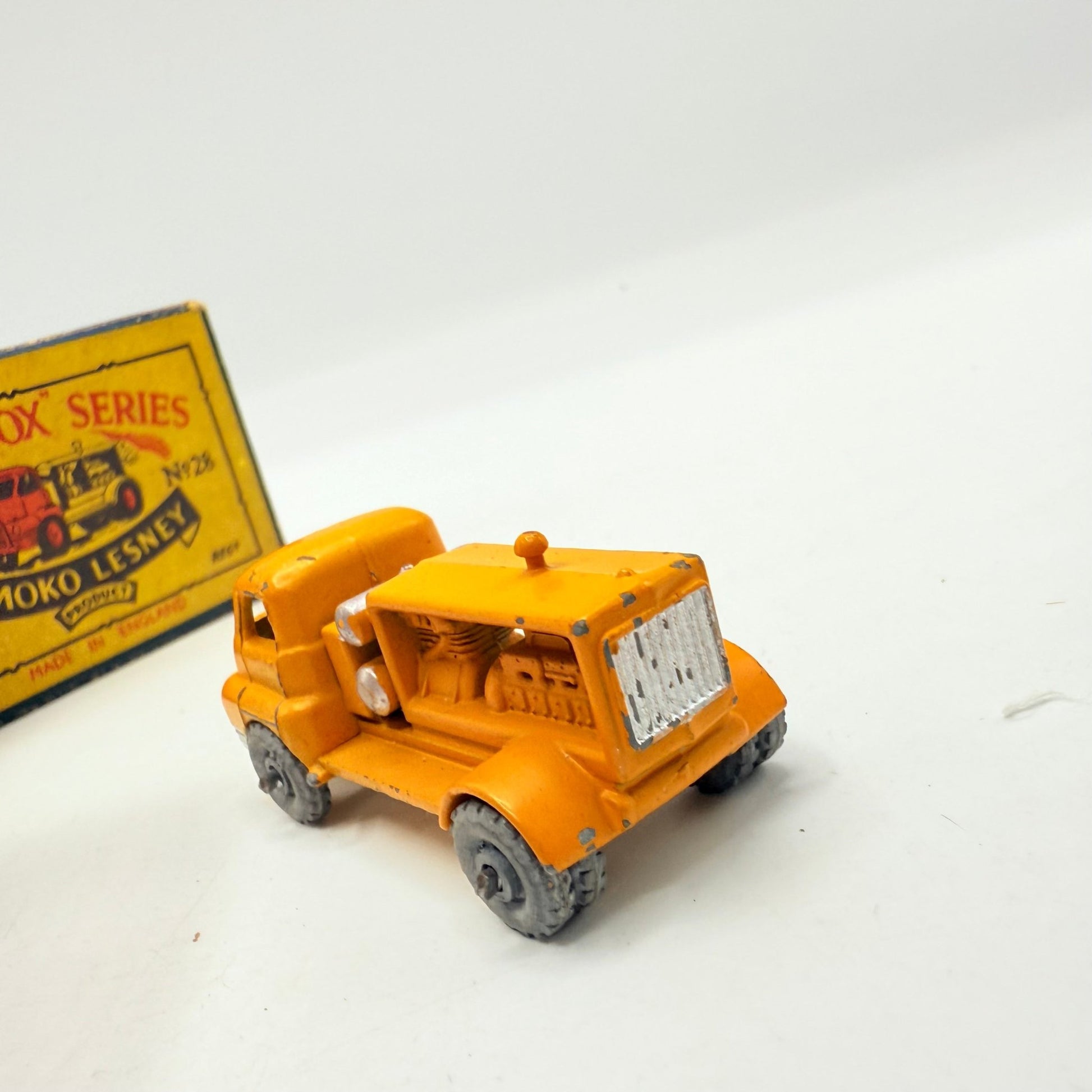 Matchbox Lesney 28a Bedford Compressor Truck MW - Magic Matchbox
