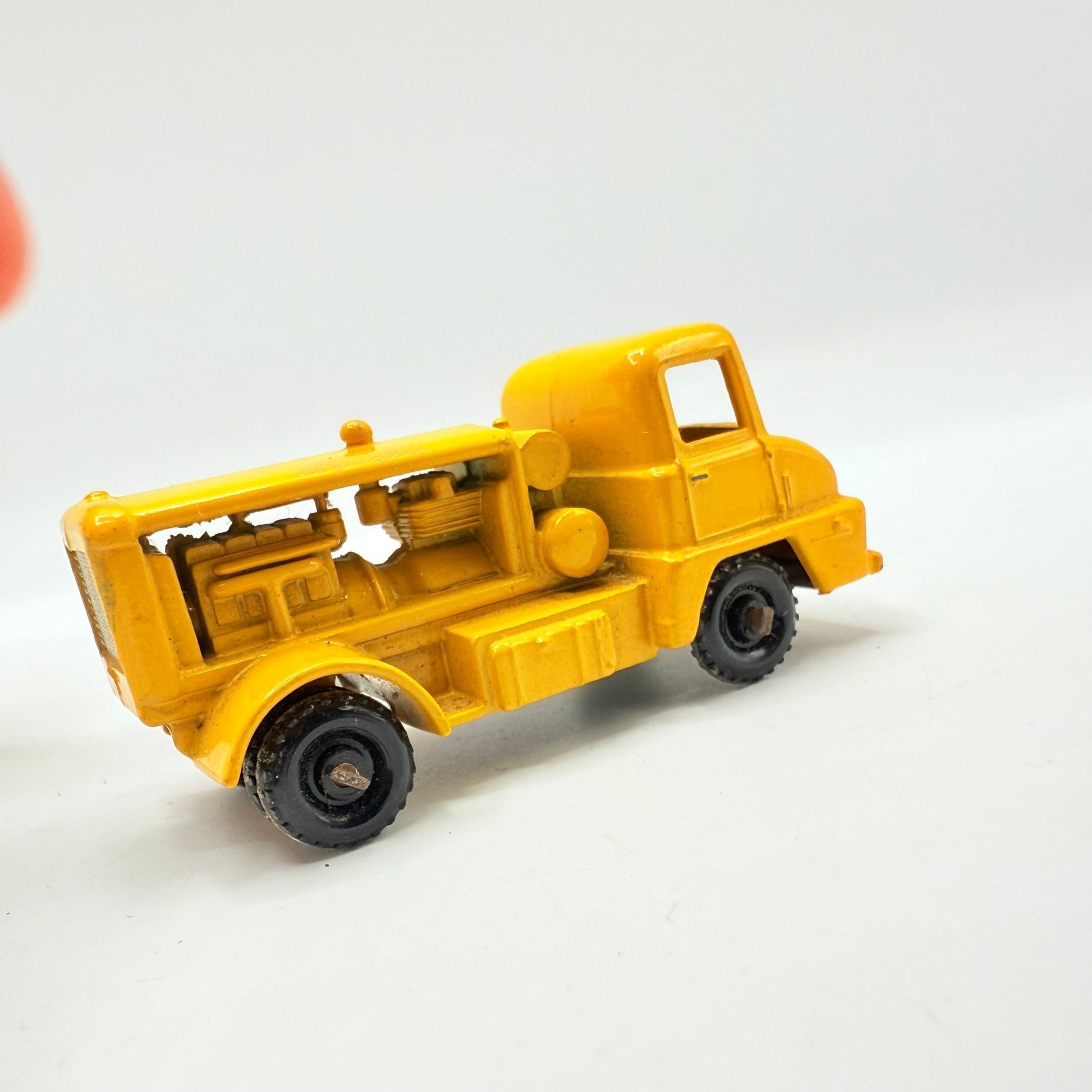 Matchbox Lesney 28b Ford Thames Compressor Truck - Magic Matchbox