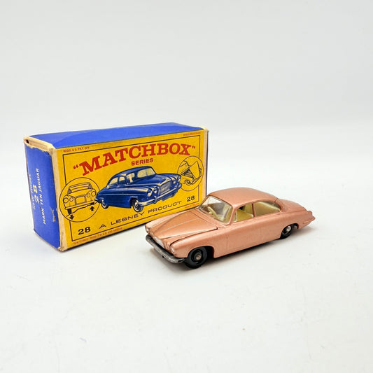 Matchbox Lesney 28c Jaguar MKII - Magic Matchbox
