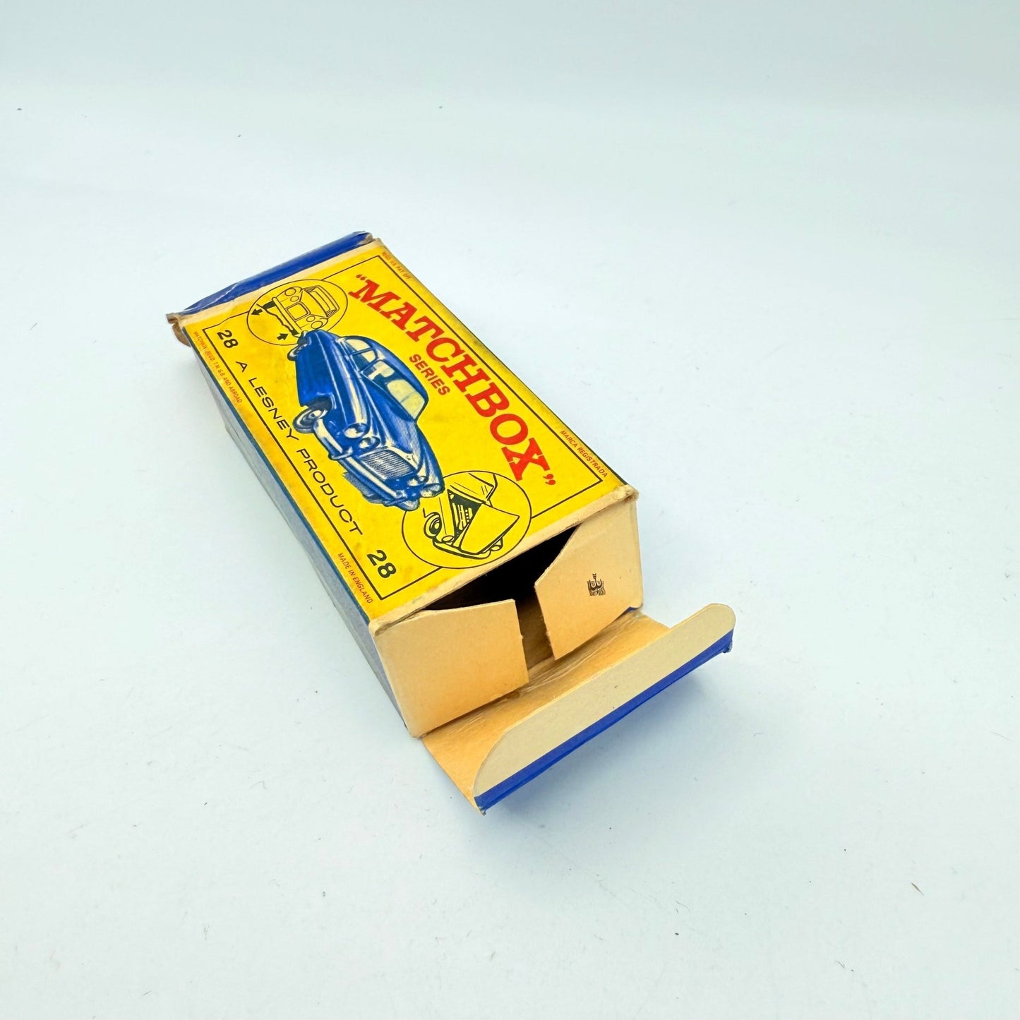 Matchbox Lesney 28c Jaguar MKII - Magic Matchbox