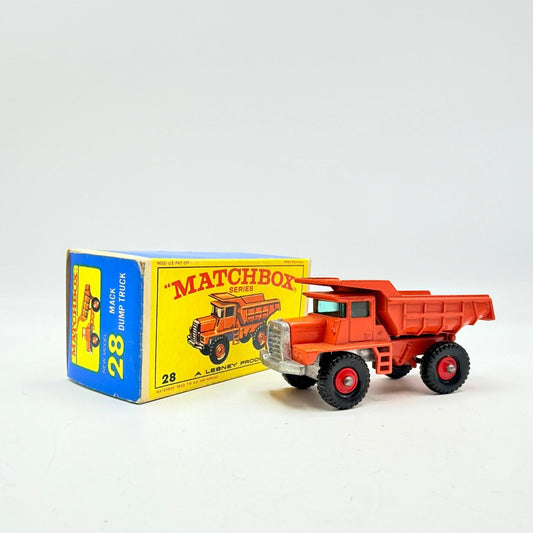 Matchbox Lesney 28d Mack Dump Truck With Red Hubs - Magic Matchbox