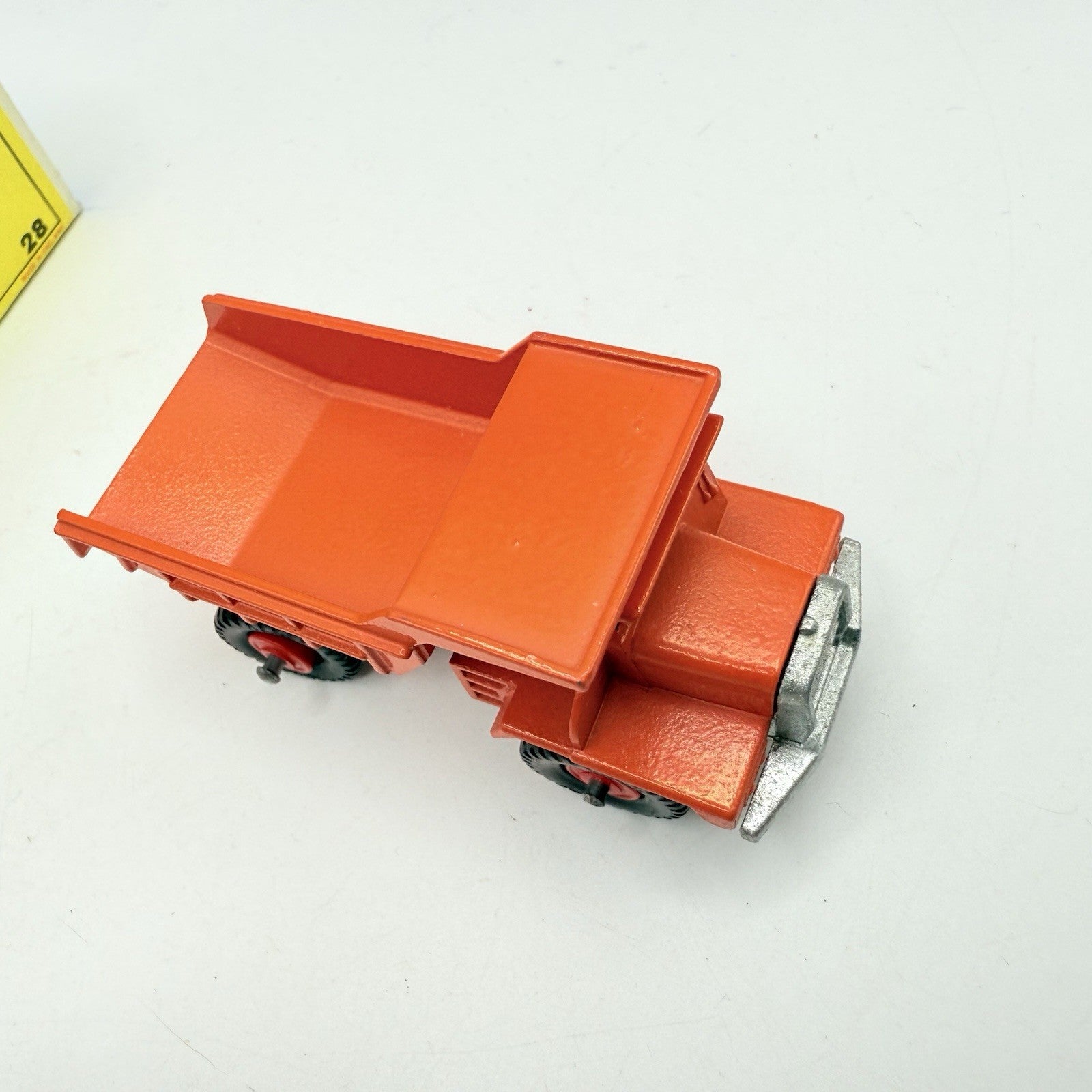 Matchbox Lesney 28d Mack Dump Truck With Red Hubs - Magic Matchbox
