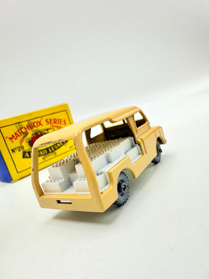 Matchbox Lesney 29a Bedford Milk Float Van MW - Magic Matchbox