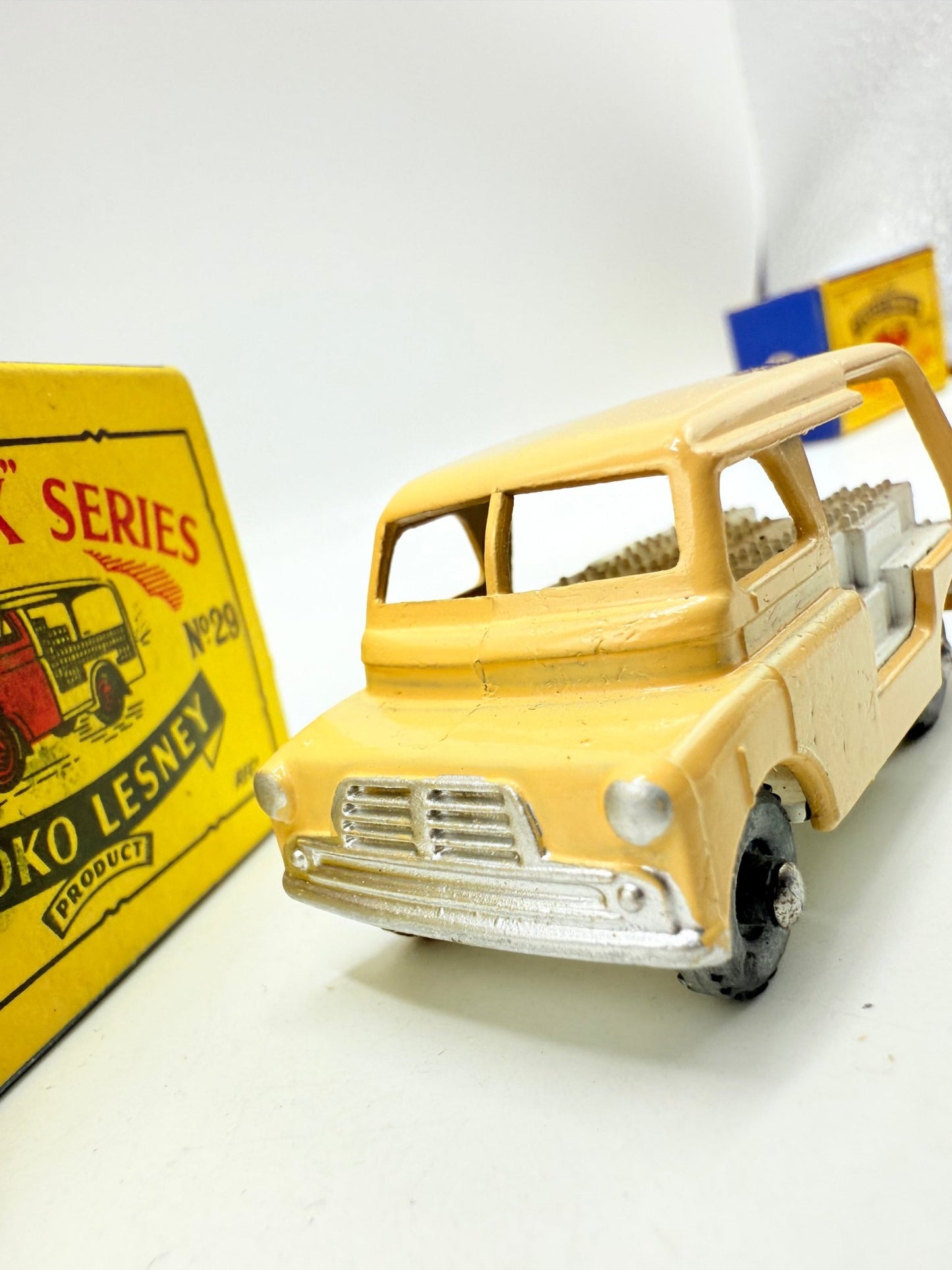 Matchbox Lesney 29a Bedford Milk Float Van MW - Magic Matchbox