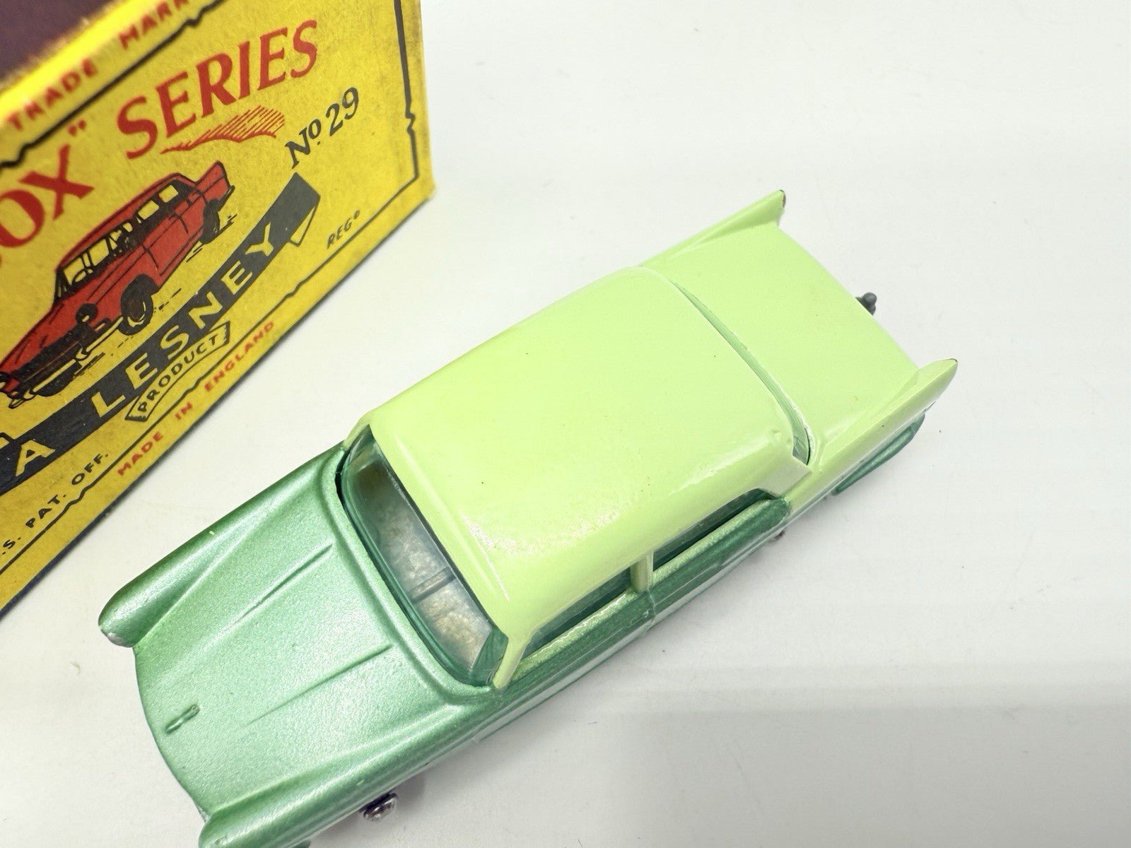 Matchbox Lesney 29b Austin A55 Cambridge SPW - Magic Matchbox