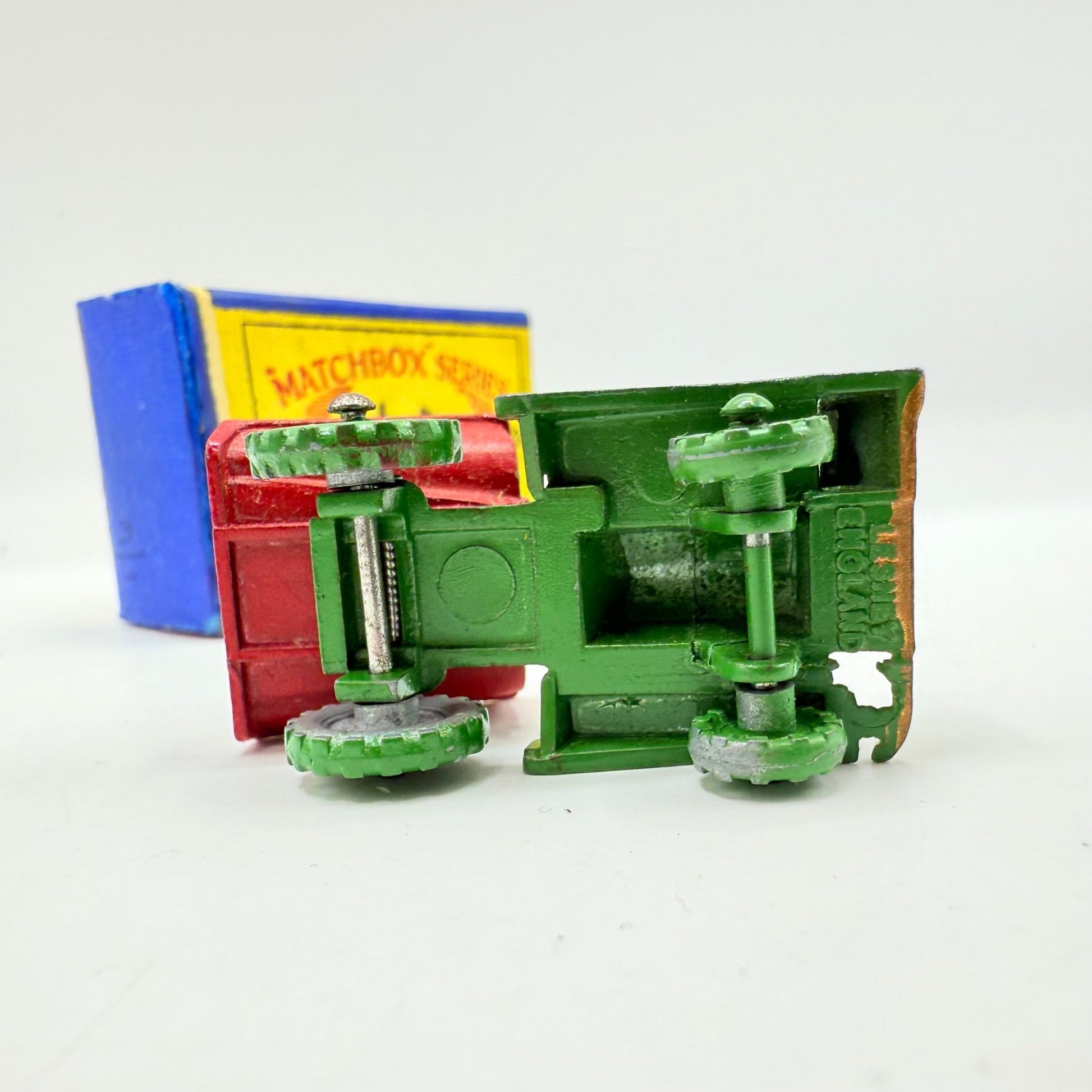 Matchbox Lesney 2a Muir Hill Green Wheels Damaged Script Box - Magic Matchbox