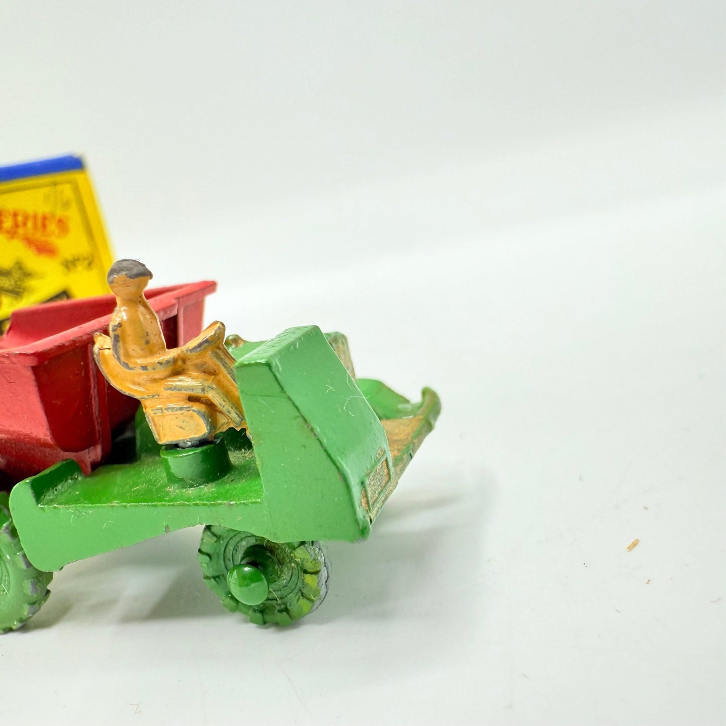 Matchbox Lesney 2a Muir Hill Green Wheels Damaged Script Box - Magic Matchbox