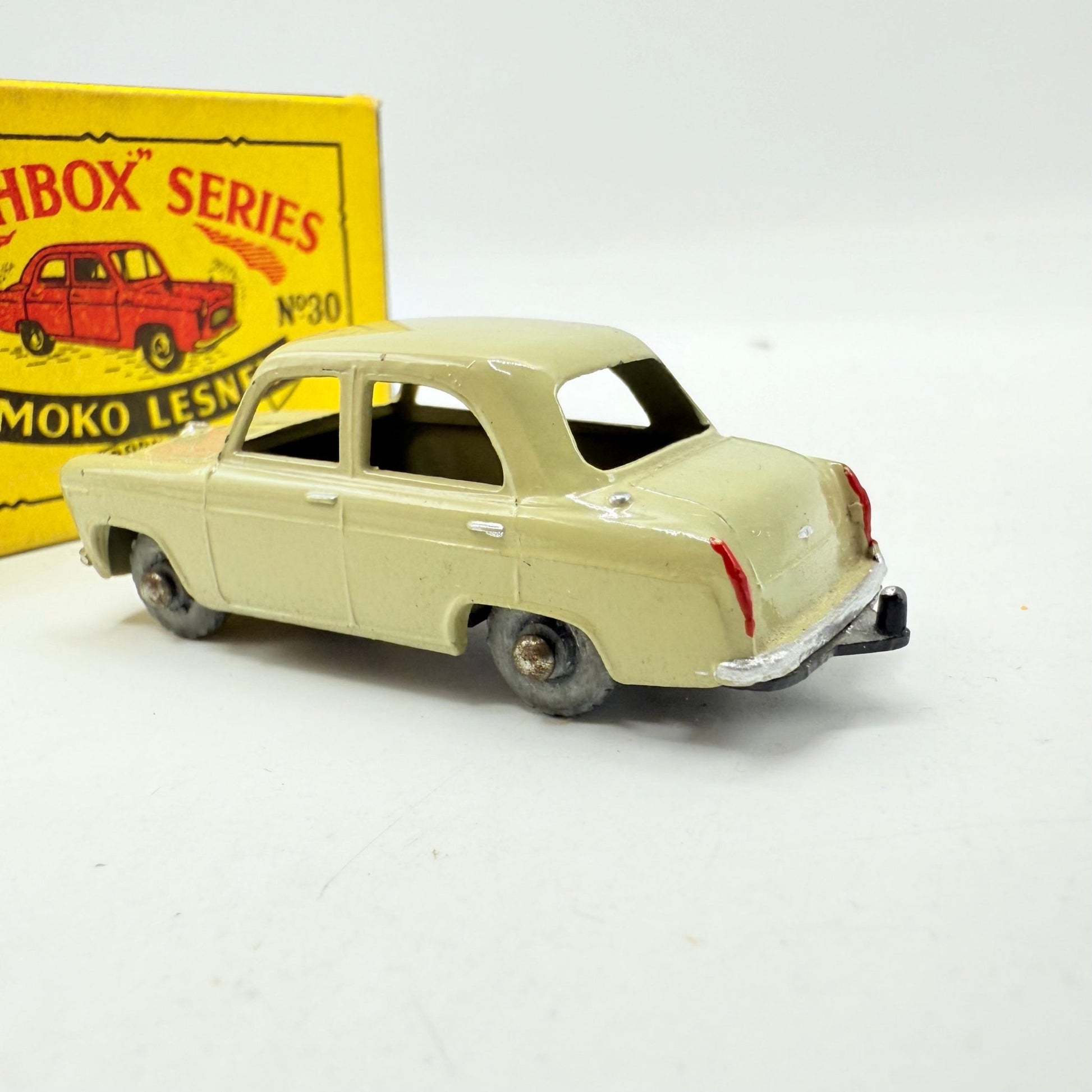 Matchbox Lesney 30a Ford Prefect - Magic Matchbox