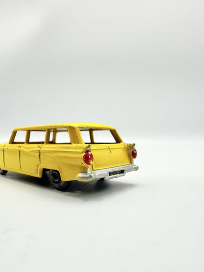 Matchbox Lesney 31a Ford Customline Station Wagon - Magic Matchbox