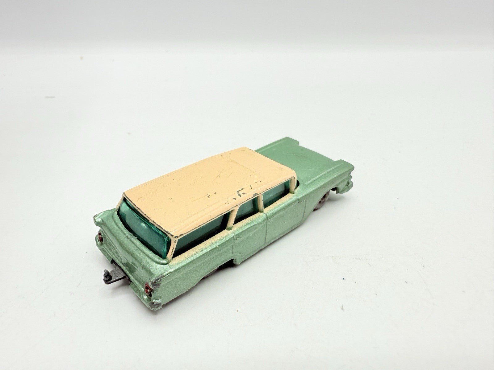 Matchbox Lesney 31b Ford American Station Wagon BLACK BASE & GPW - Magic Matchbox