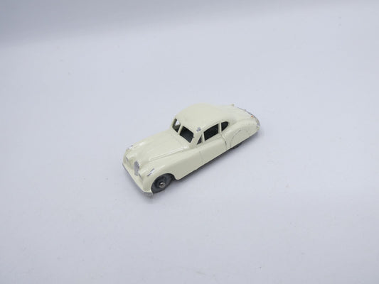 Matchbox Lesney 32a Jaguar XK140 Off white MW - Magic Matchbox