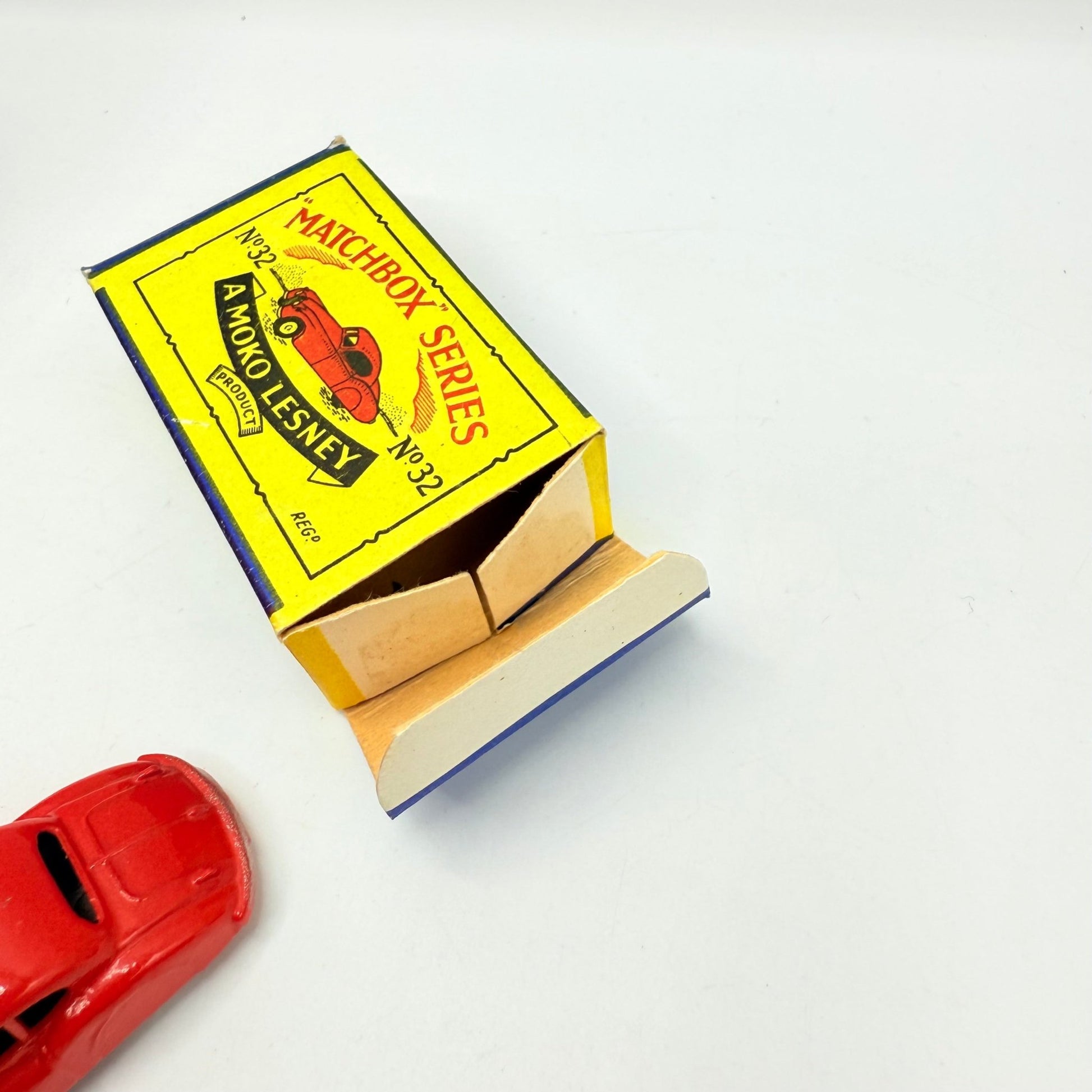 Matchbox Lesney 32a Jaguar XK140 Red & GPW - Magic Matchbox