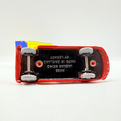 Matchbox Lesney 32a Jaguar XK140 Red & GPW - Magic Matchbox