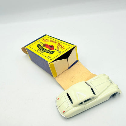 Matchbox Lesney 32a Jaguar XK140 white MW - Magic Matchbox