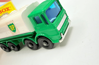 Matchbox Lesney 32C Leyland Petrol Tanker BP - Magic Matchbox