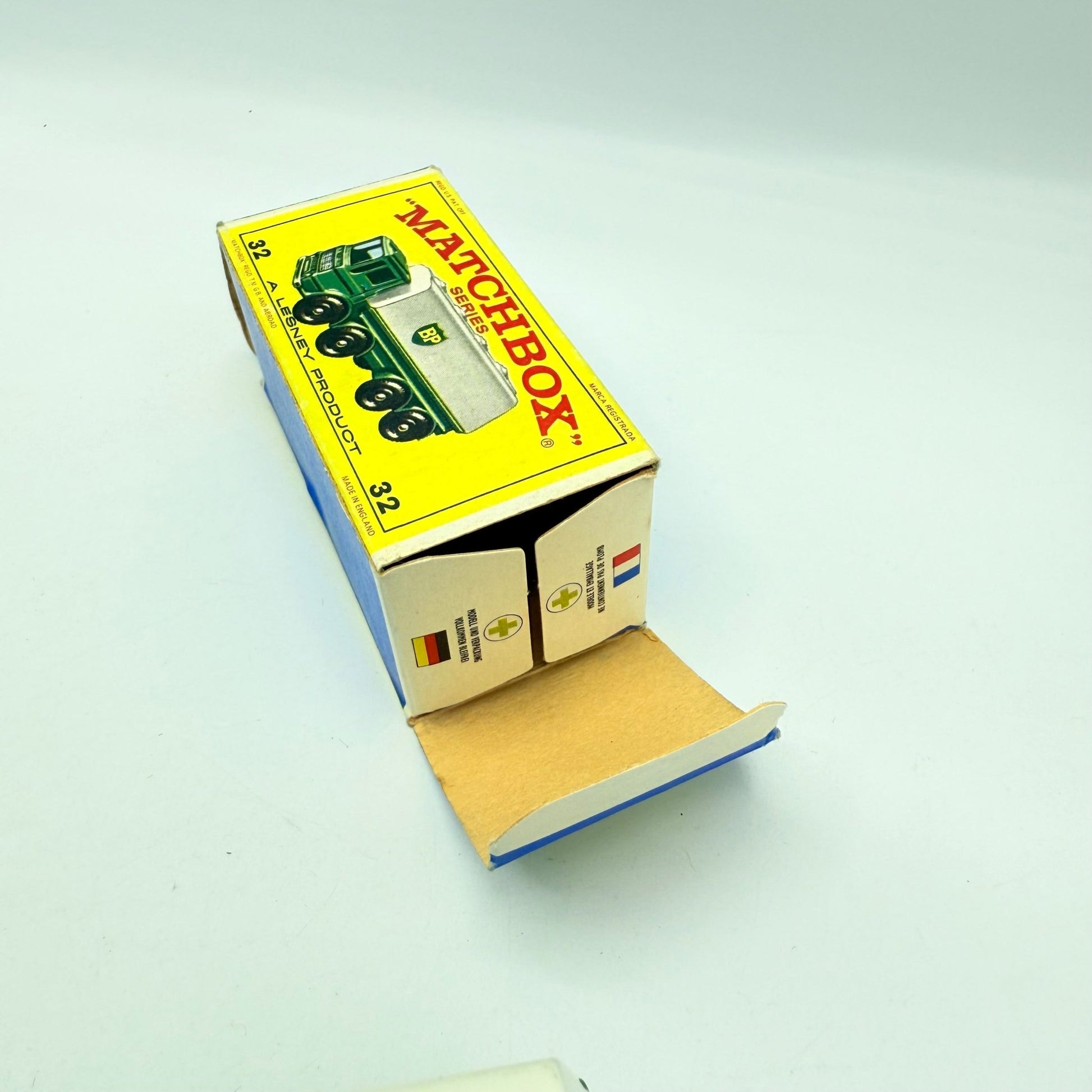 Matchbox Lesney 32C Leyland Petrol Tanker BP - Magic Matchbox