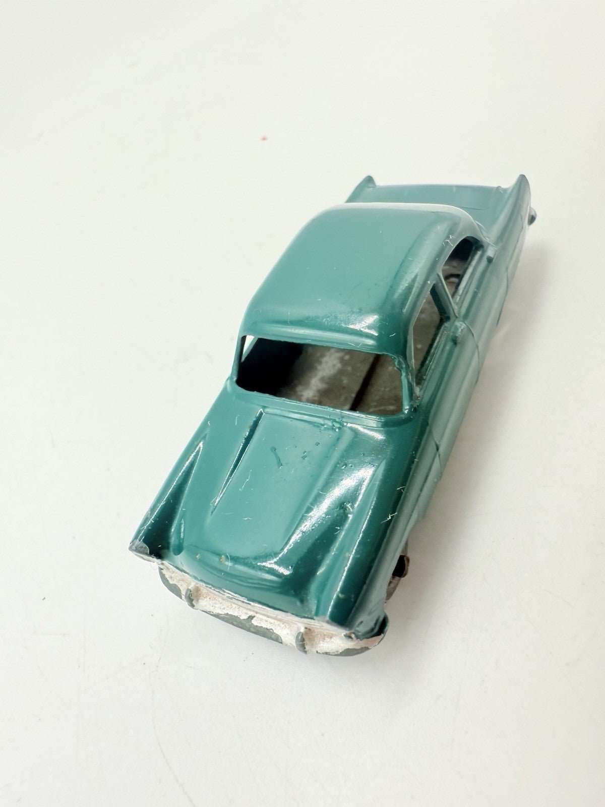 Matchbox Lesney 33a Ford Zodiac Dark Green MW - Magic Matchbox