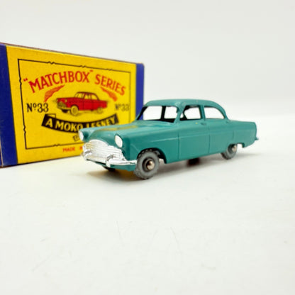 Matchbox Lesney 33a Ford Zodiac MATT PAINT Dark Green MW - Magic Matchbox