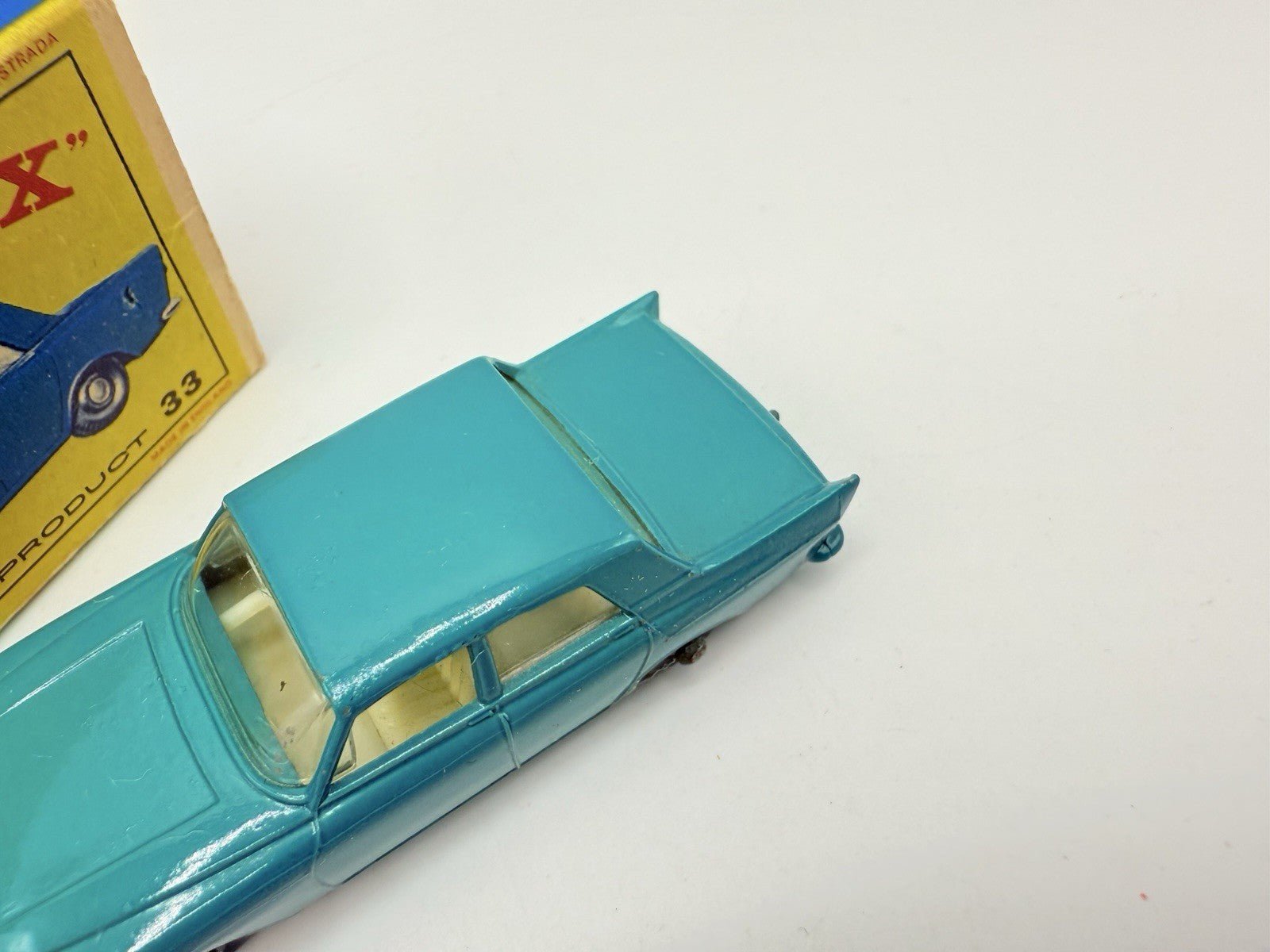 Matchbox Lesney 33b Ford Zephyr 6 BPW - Magic Matchbox