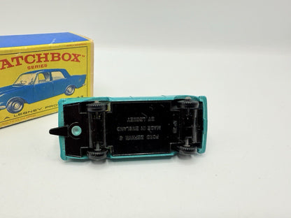 Matchbox Lesney 33b Ford Zephyr 6 BPW - Magic Matchbox